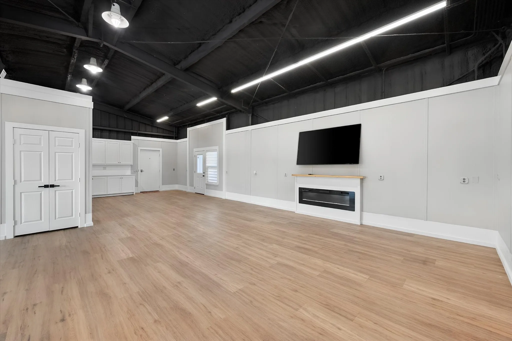 Duplex For Rent in Navarro County , 140 Caddo Trail A, Corsicana, Texas 75109, 1 Bedroom, 1 Bathroom, Garage spaces, 1,000 Sqft, built in 2022, mls#21360439, Real Estate Agent in Corsicana, Homes For Rent in Navarro county, Homes For Rent in Corsicana, Realtor in Corsicana Texas, Real Estate Brokerage Independent Realty Texas, Luminita Cordes Realtor