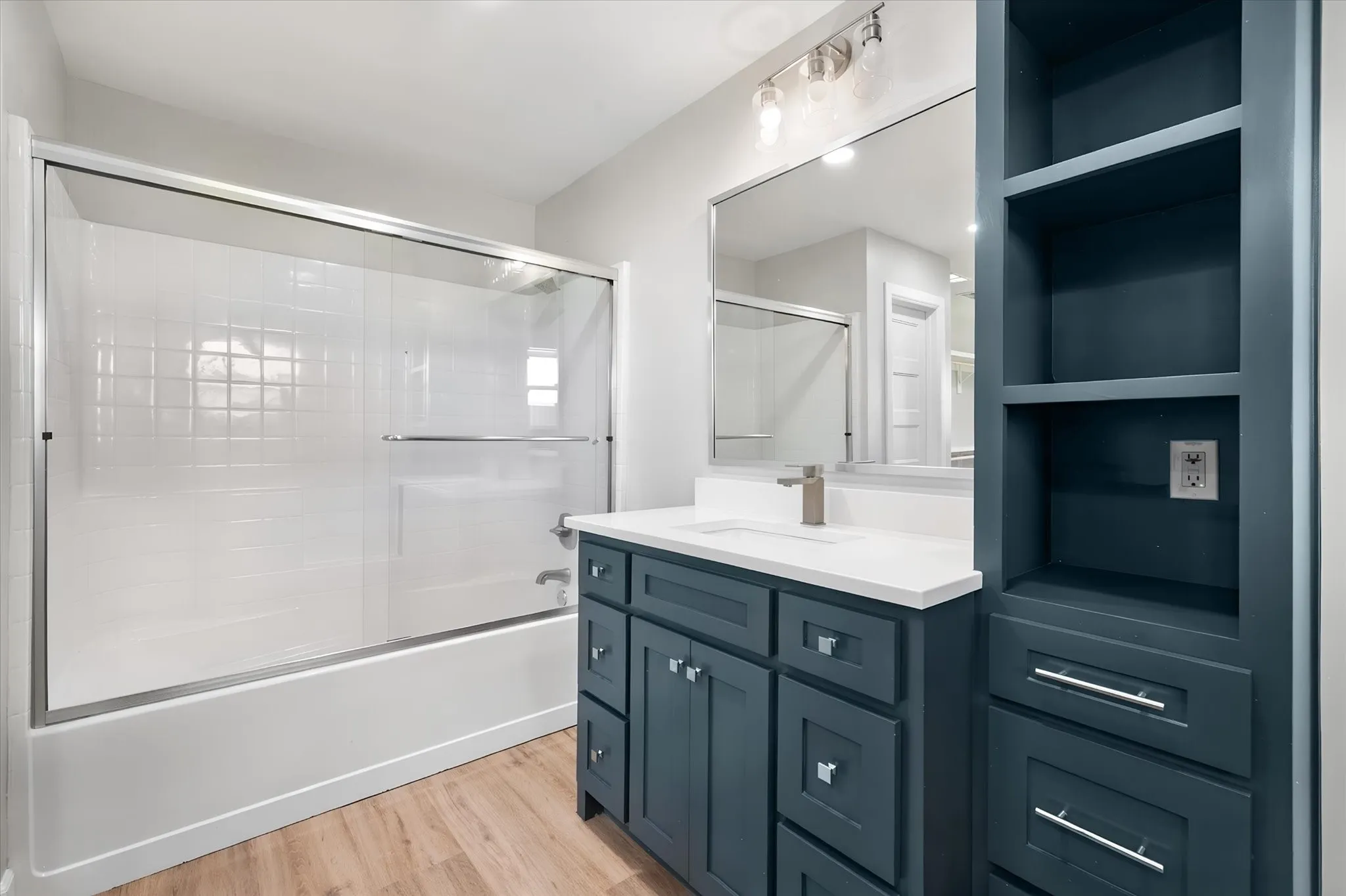 Duplex For Rent in Navarro County , 140 Caddo Trail A, Corsicana, Texas 75109, 1 Bedroom, 1 Bathroom, Garage spaces, 1,000 Sqft, built in 2022, mls#21360439, Real Estate Agent in Corsicana, Homes For Rent in Navarro county, Homes For Rent in Corsicana, Realtor in Corsicana Texas, Real Estate Brokerage Independent Realty Texas, Luminita Cordes Realtor