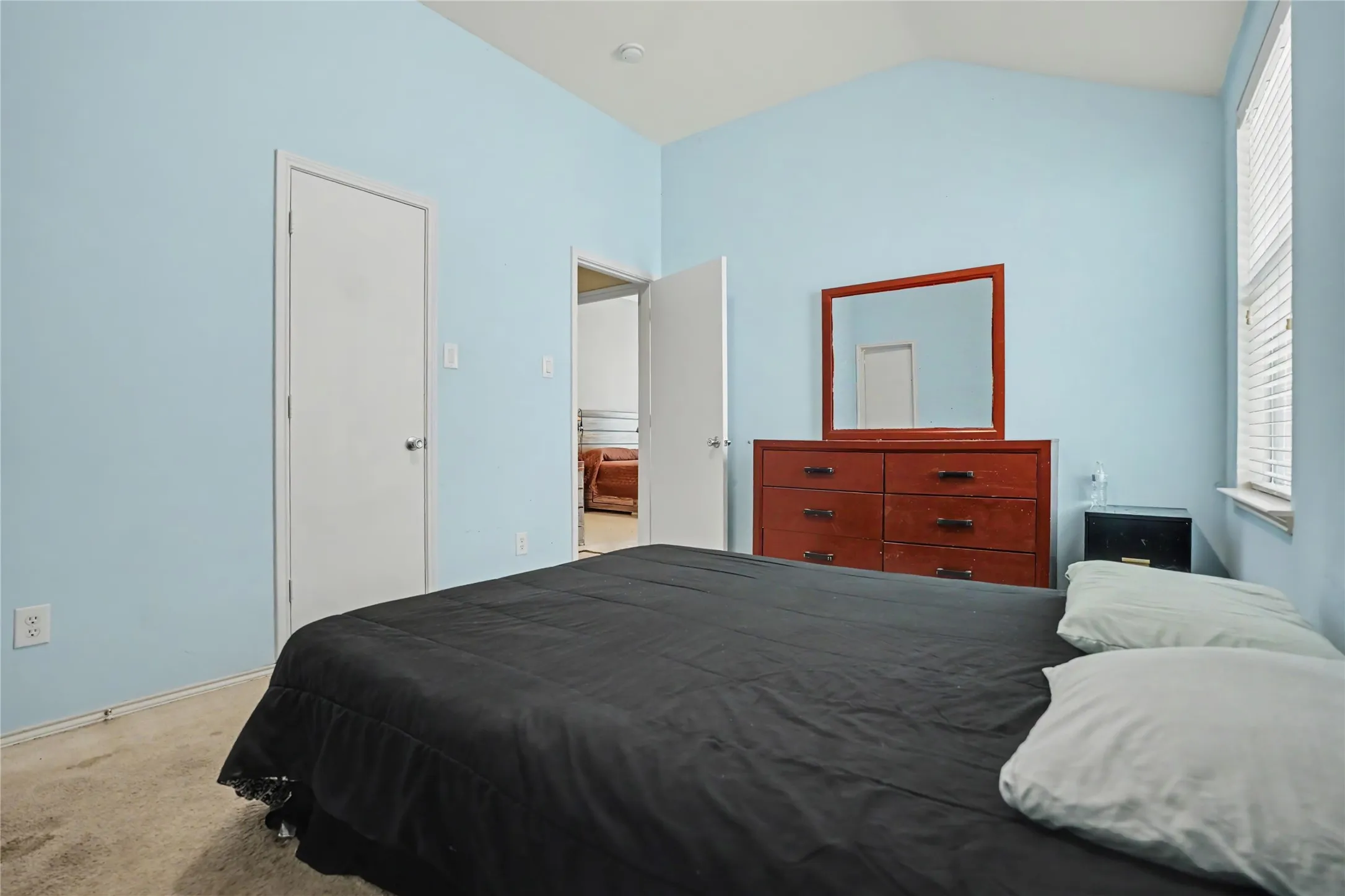 Single Family Residence For Sale in Dallas County , 1333 Illinois Avenue, Lancaster, Texas 75134, 3 Bedroom, 2 Bathroom, Garage spaces, 1,788 Sqft, built in 2006, mls#21360224, Real Estate Agent in Lancaster, Homes For Sale in Dallas county, Homes For Sale in Lancaster, Realtor in Lancaster Texas, Real Estate Brokerage Independent Realty Texas, Luminita Cordes Realtor