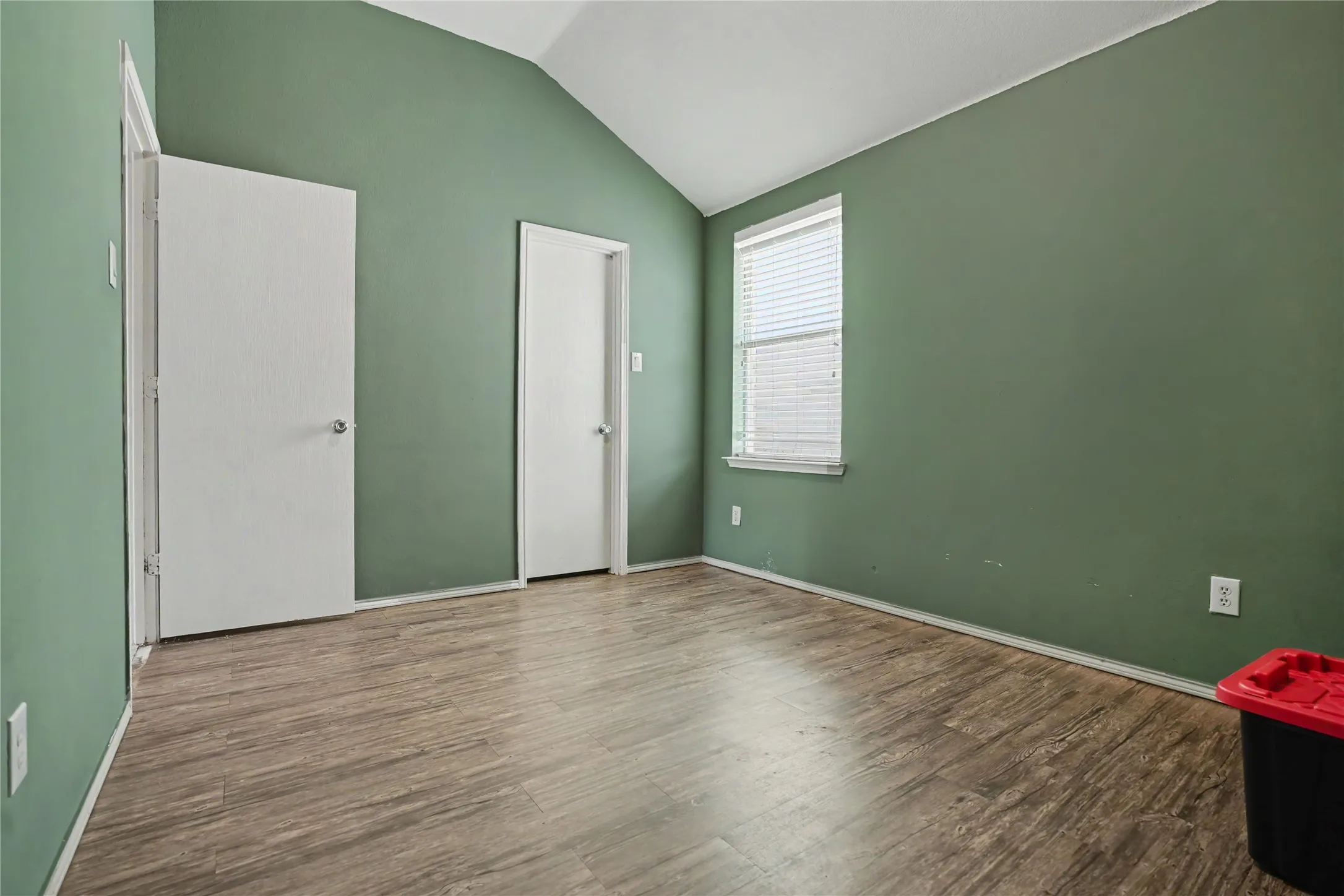 Single Family Residence For Sale in Dallas County , 1333 Illinois Avenue, Lancaster, Texas 75134, 3 Bedroom, 2 Bathroom, Garage spaces, 1,788 Sqft, built in 2006, mls#21360224, Real Estate Agent in Lancaster, Homes For Sale in Dallas county, Homes For Sale in Lancaster, Realtor in Lancaster Texas, Real Estate Brokerage Independent Realty Texas, Luminita Cordes Realtor