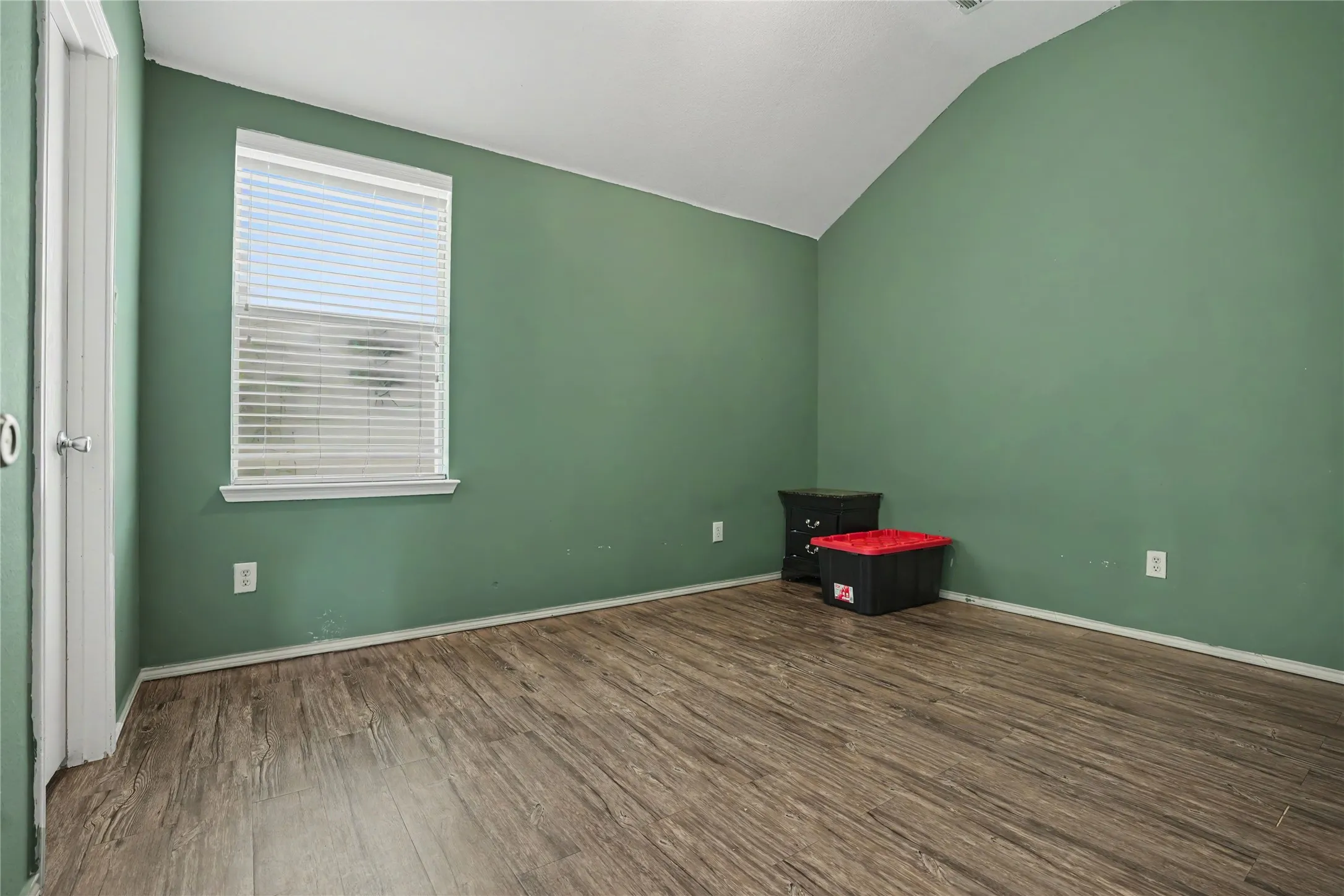 Single Family Residence For Sale in Dallas County , 1333 Illinois Avenue, Lancaster, Texas 75134, 3 Bedroom, 2 Bathroom, Garage spaces, 1,788 Sqft, built in 2006, mls#21360224, Real Estate Agent in Lancaster, Homes For Sale in Dallas county, Homes For Sale in Lancaster, Realtor in Lancaster Texas, Real Estate Brokerage Independent Realty Texas, Luminita Cordes Realtor