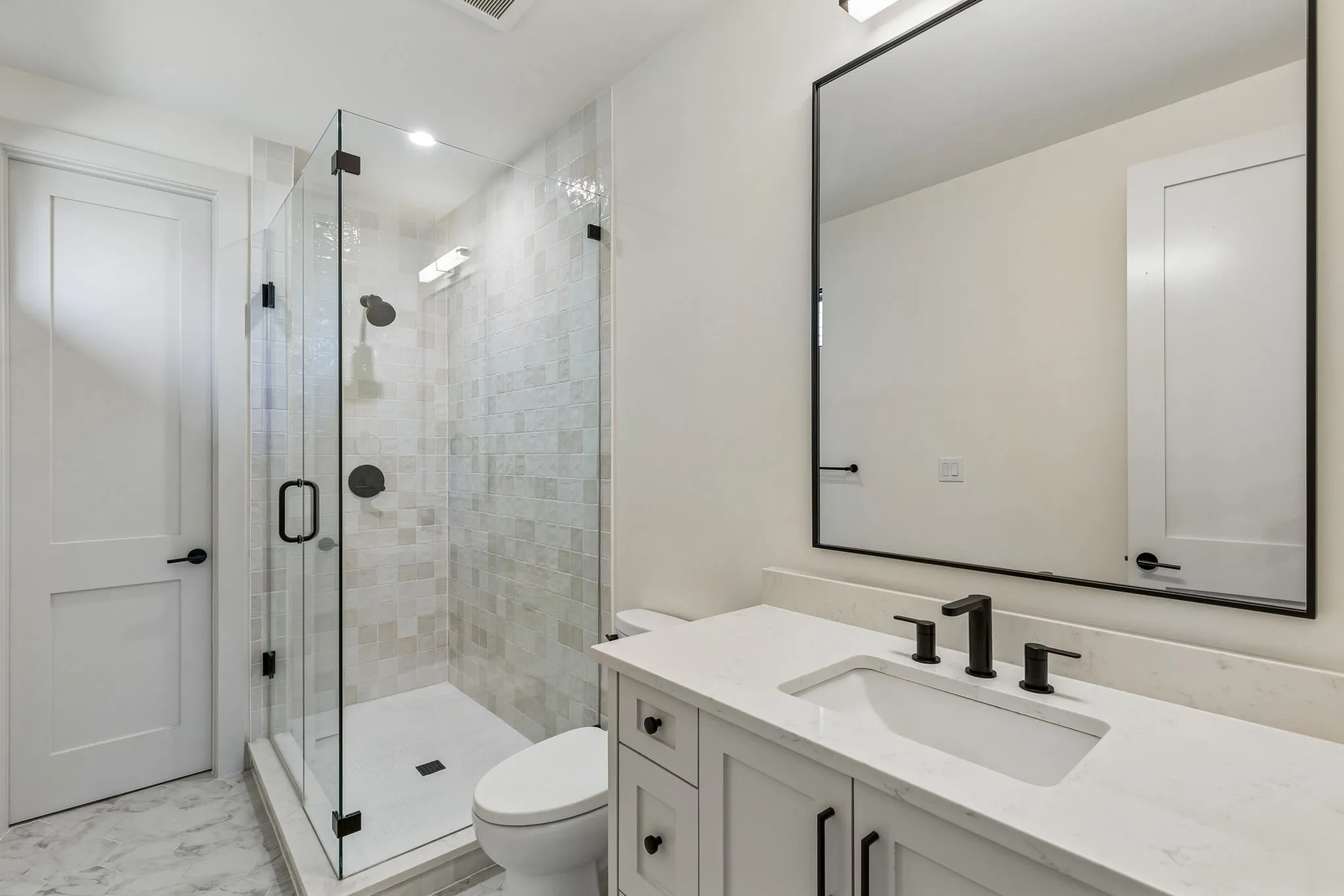Single Family Residence For Sale in Dallas County , 7403 Robin Road, Dallas, Texas 75209, 5 Bedroom, 5 Bathroom, 2 Garage spaces, 4,202 Sqft, built in 2023, mls#21361424, Real Estate Agent in Dallas, Homes For Sale in Dallas county, Homes For Sale in Dallas, Realtor in Dallas Texas, Real Estate Brokerage Independent Realty Texas, Luminita Cordes Realtor