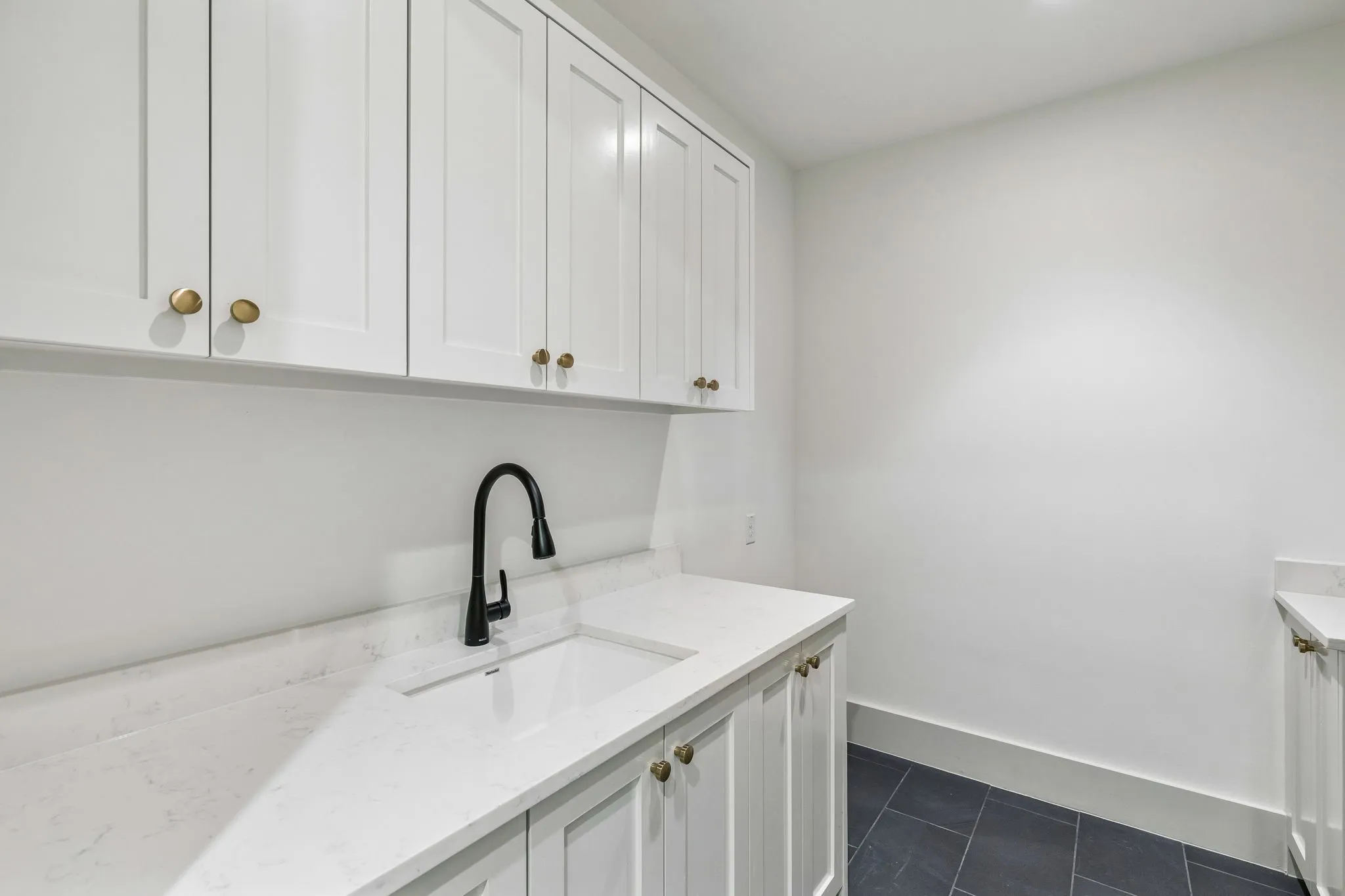 Single Family Residence For Sale in Dallas County , 7403 Robin Road, Dallas, Texas 75209, 5 Bedroom, 5 Bathroom, 2 Garage spaces, 4,202 Sqft, built in 2023, mls#21361424, Real Estate Agent in Dallas, Homes For Sale in Dallas county, Homes For Sale in Dallas, Realtor in Dallas Texas, Real Estate Brokerage Independent Realty Texas, Luminita Cordes Realtor