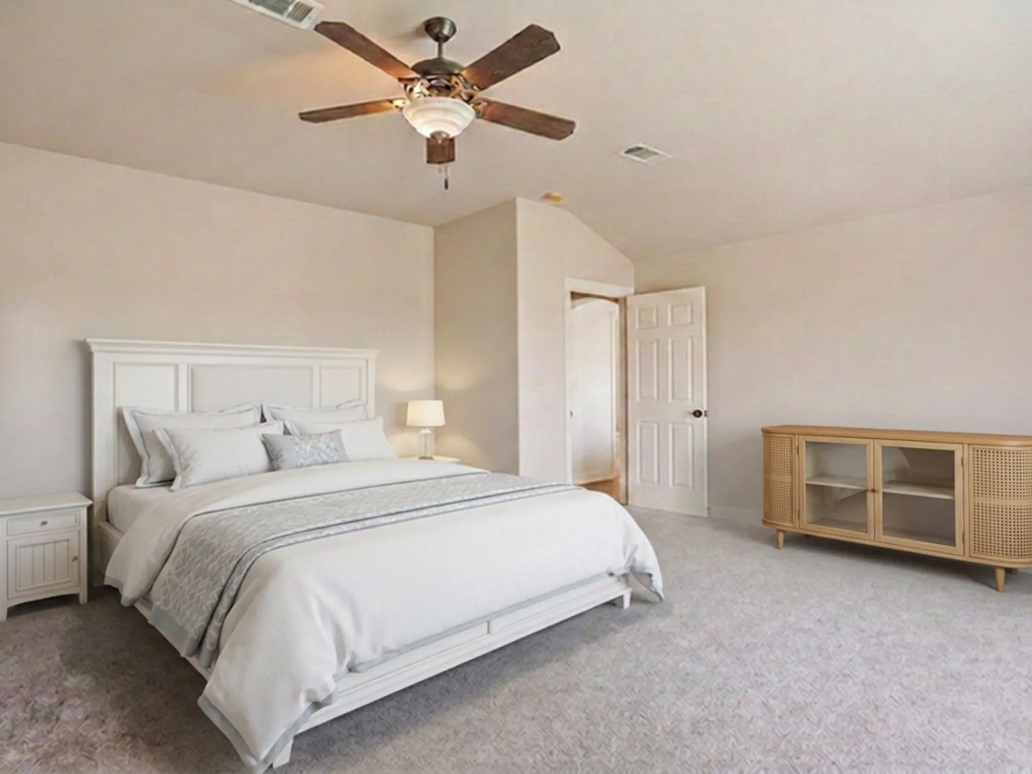 Single Family Residence For Sale in Denton County , 13280 Beach Club Road, The Colony, Texas 75056, 5 Bedroom, 5 Bathroom, 3 Garage spaces, 3,844 Sqft, built in 1977, mls#21361947, Real Estate Agent in The Colony, Homes For Sale in Denton county, Homes For Sale in The Colony, Realtor in The Colony Texas, Real Estate Brokerage Independent Realty Texas, Luminita Cordes Realtor