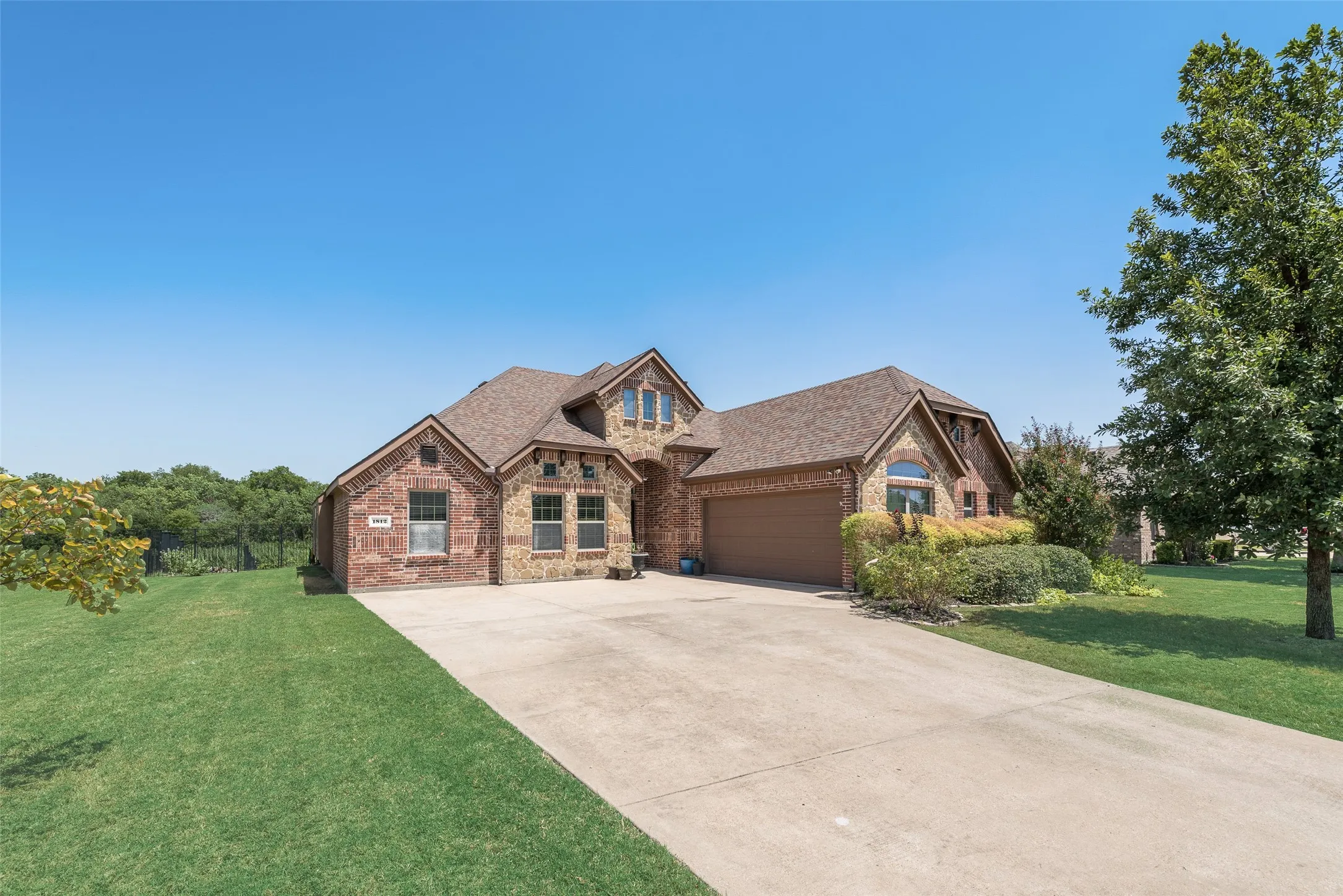 Single Family Residence For Sale in Collin County , 1812 Fair Oaks Lane, Royse City, Texas 75189, 4 Bedroom, 3 Bathroom, 2 Garage spaces, 2,390 Sqft, built in 2015, mls#21361753, Real Estate Agent in Royse City, Homes For Sale in Collin county, Homes For Sale in Royse City, Realtor in Royse City Texas, Real Estate Brokerage Independent Realty Texas, Luminita Cordes Realtor