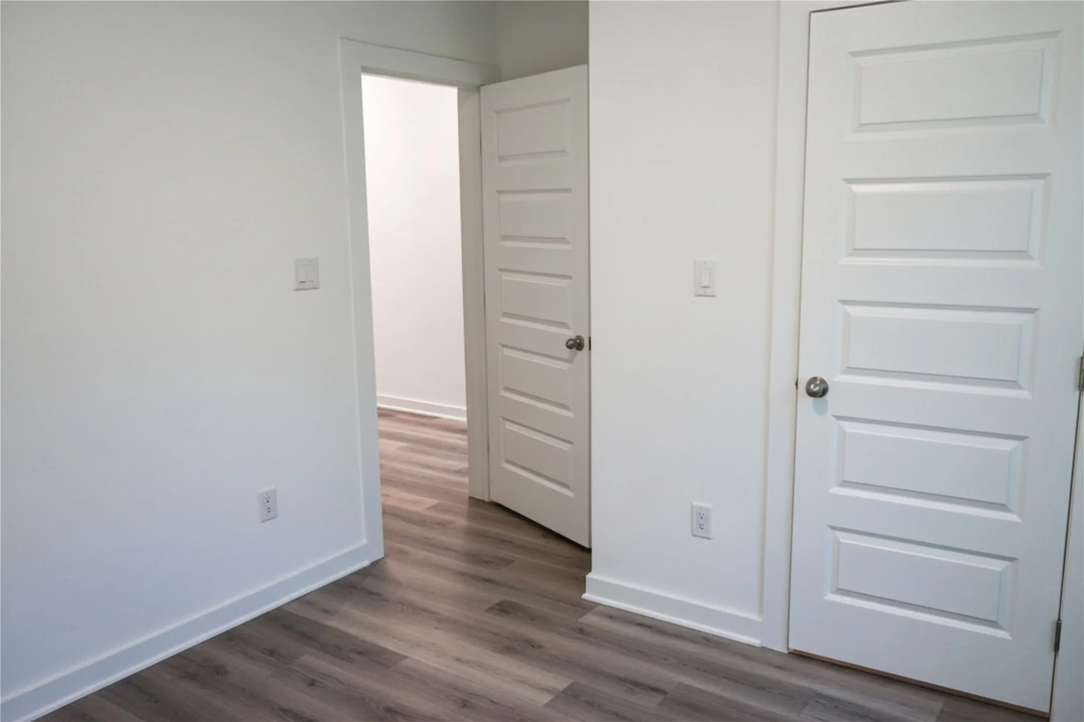 Single Family Residence For Rent in Dallas County , 317 White Star Lane, Dallas, Texas 75217, 4 Bedroom, 2 Bathroom, 1 Garage spaces, 1,600 Sqft, built in 2026, Price $2,599, mls#21361951, Real Estate Agent in Dallas, Homes For Rent in Dallas county, Homes For Rent in Dallas, Realtor in Dallas Texas, Real Estate Brokerage Independent Realty Texas, Luminita Cordes Realtor