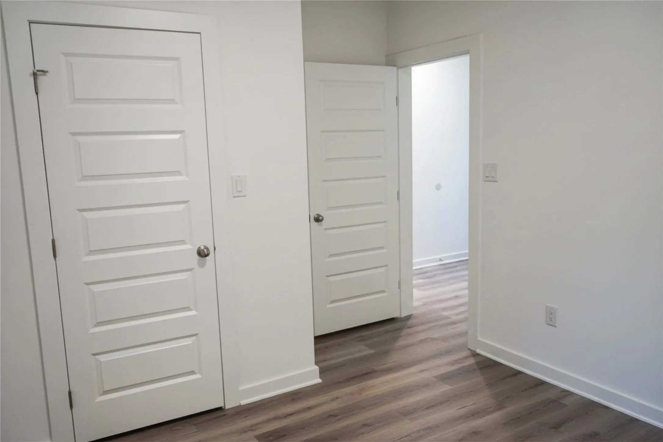 Single Family Residence For Rent in Dallas County , 317 White Star Lane, Dallas, Texas 75217, 4 Bedroom, 2 Bathroom, 1 Garage spaces, 1,600 Sqft, built in 2026, Price $2,599, mls#21361951, Real Estate Agent in Dallas, Homes For Rent in Dallas county, Homes For Rent in Dallas, Realtor in Dallas Texas, Real Estate Brokerage Independent Realty Texas, Luminita Cordes Realtor