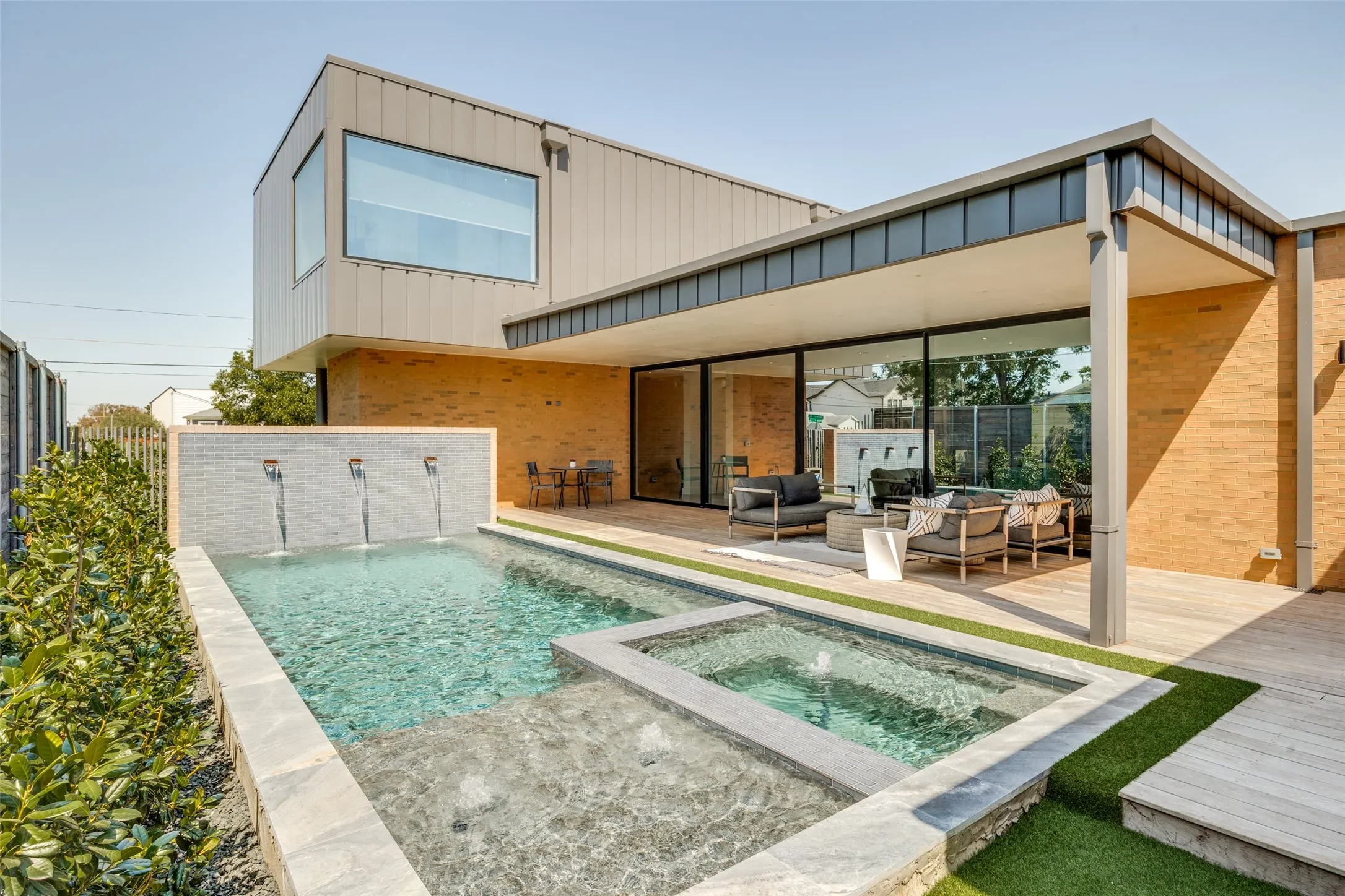 Single Family Residence For Sale in Dallas County , 6802 Prosper Street, Dallas, Texas 75209, 4 Bedroom, 5 Bathroom, 2 Garage spaces, 3,543 Sqft, built in 2024, Price $1,595,000, mls#21359632, Real Estate Agent in Dallas, Homes For Sale in Dallas county, Homes For Sale in Dallas, Realtor in Dallas Texas, Real Estate Brokerage Independent Realty Texas, Luminita Cordes Realtor