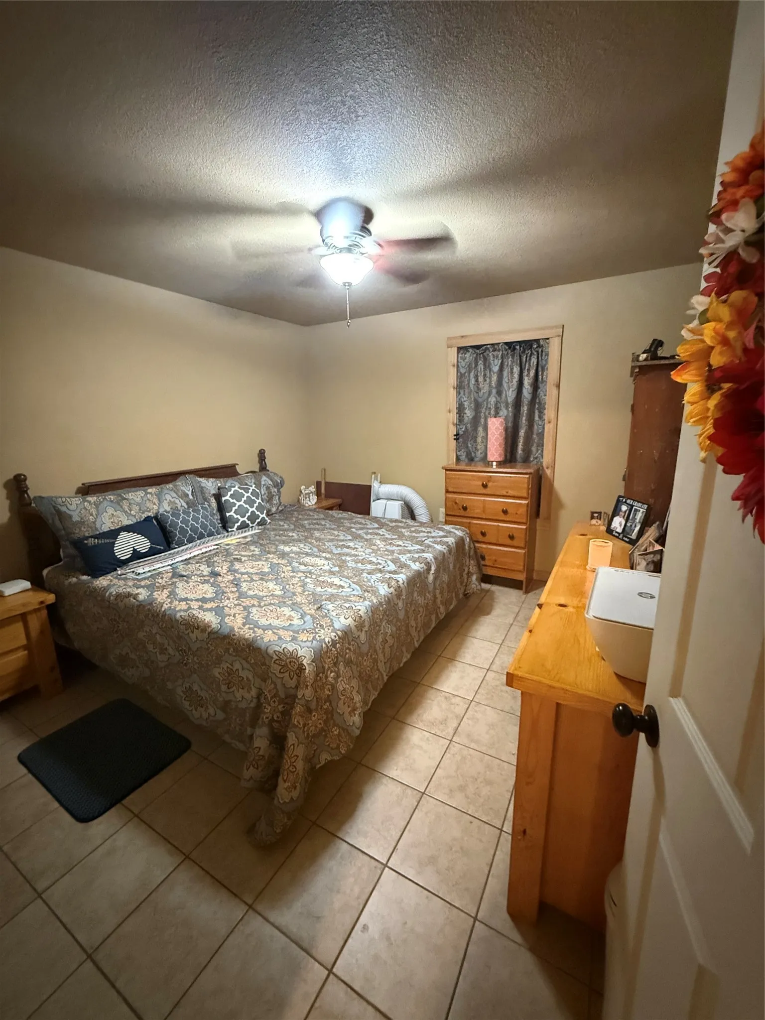 Single Family Residence For Sale in Ellis County , 5085 Fm 1722, Ennis, Texas 75119, 3 Bedroom, 3 Bathroom, 2 Garage spaces, 2,000 Sqft, built in 2018, mls#21361958, Real Estate Agent in Ennis, Homes For Sale in Ellis county, Homes For Sale in Ennis, Realtor in Ennis Texas, Real Estate Brokerage Independent Realty Texas, Luminita Cordes Realtor