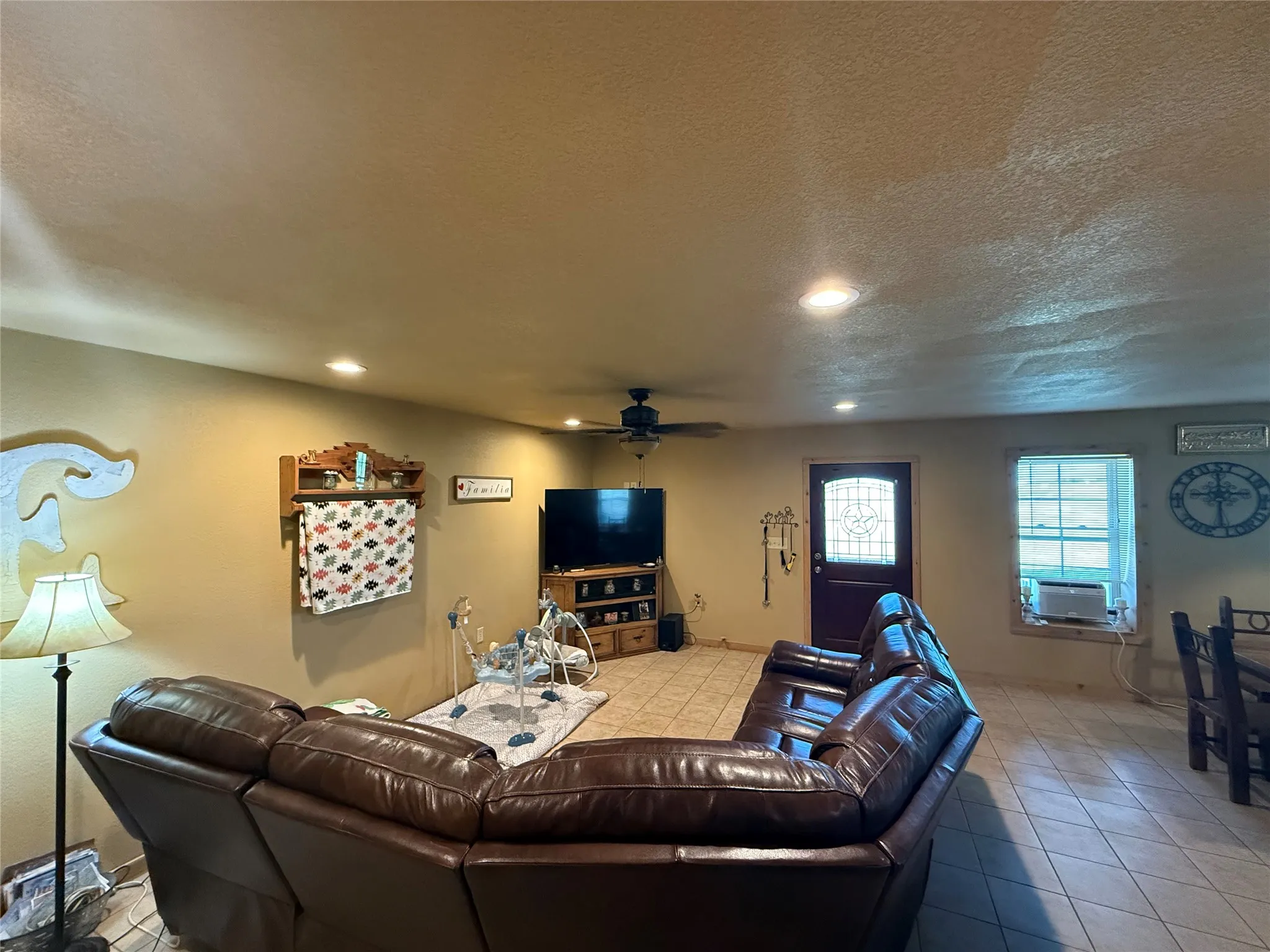 Single Family Residence For Sale in Ellis County , 5085 Fm 1722, Ennis, Texas 75119, 3 Bedroom, 3 Bathroom, 2 Garage spaces, 2,000 Sqft, built in 2018, mls#21361958, Real Estate Agent in Ennis, Homes For Sale in Ellis county, Homes For Sale in Ennis, Realtor in Ennis Texas, Real Estate Brokerage Independent Realty Texas, Luminita Cordes Realtor