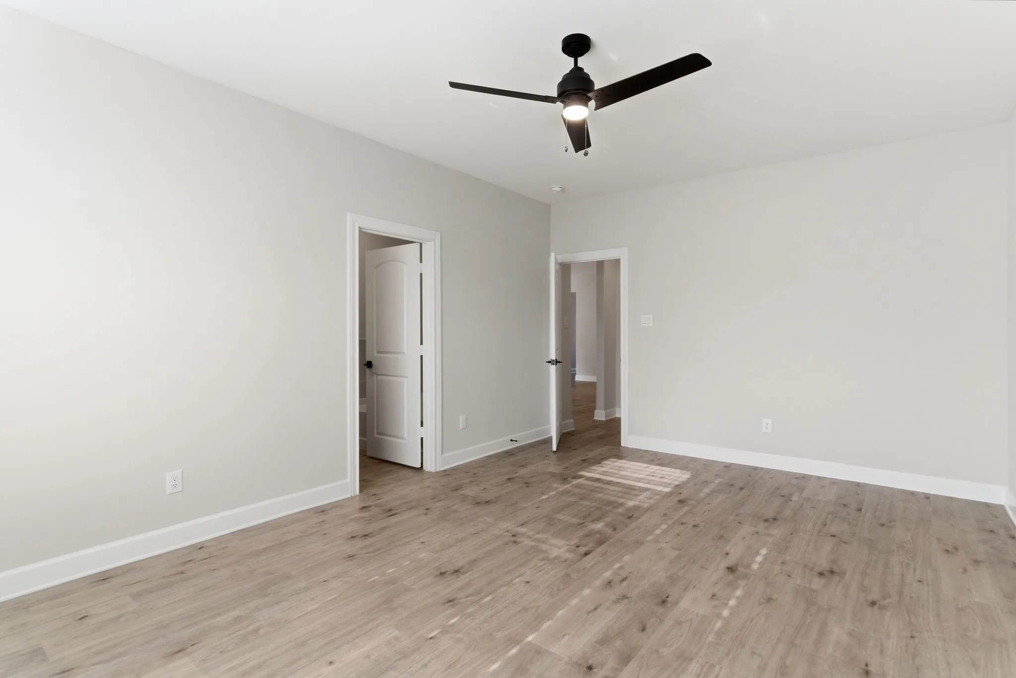 Single Family Residence For Rent in Collin County , 1308 Windermere Way, Princeton, Texas 75407, 5 Bedroom, 3 Bathroom, 2 Garage spaces, 2,533 Sqft, built in 2022, mls#21361963, Real Estate Agent in Princeton, Homes For Rent in Collin county, Homes For Rent in Princeton, Realtor in Princeton Texas, Real Estate Brokerage Independent Realty Texas, Luminita Cordes Realtor