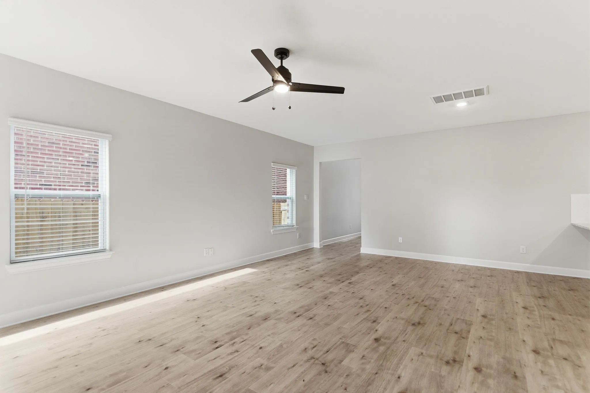 Single Family Residence For Rent in Collin County , 1308 Windermere Way, Princeton, Texas 75407, 5 Bedroom, 3 Bathroom, 2 Garage spaces, 2,533 Sqft, built in 2022, mls#21361963, Real Estate Agent in Princeton, Homes For Rent in Collin county, Homes For Rent in Princeton, Realtor in Princeton Texas, Real Estate Brokerage Independent Realty Texas, Luminita Cordes Realtor