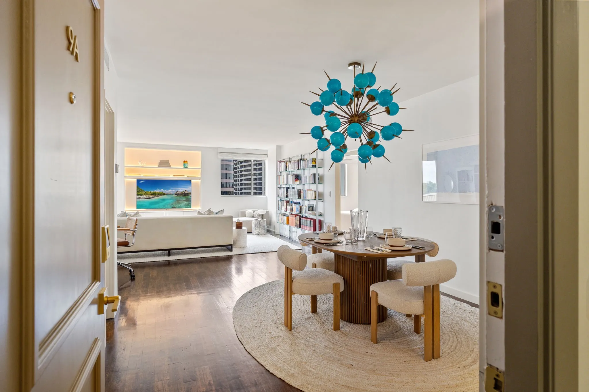 Condominium For Rent in Dallas County , 3701 Turtle Creek Boulevard, Dallas, Texas 75219, 1 Bedroom, 1 Bathroom, 2 Garage spaces, 793 Sqft, built in 1962, mls#21360610, Real Estate Agent in Dallas, Homes For Rent in Dallas county, Homes For Rent in Dallas, Realtor in Dallas Texas, Real Estate Brokerage Independent Realty Texas, Luminita Cordes Realtor