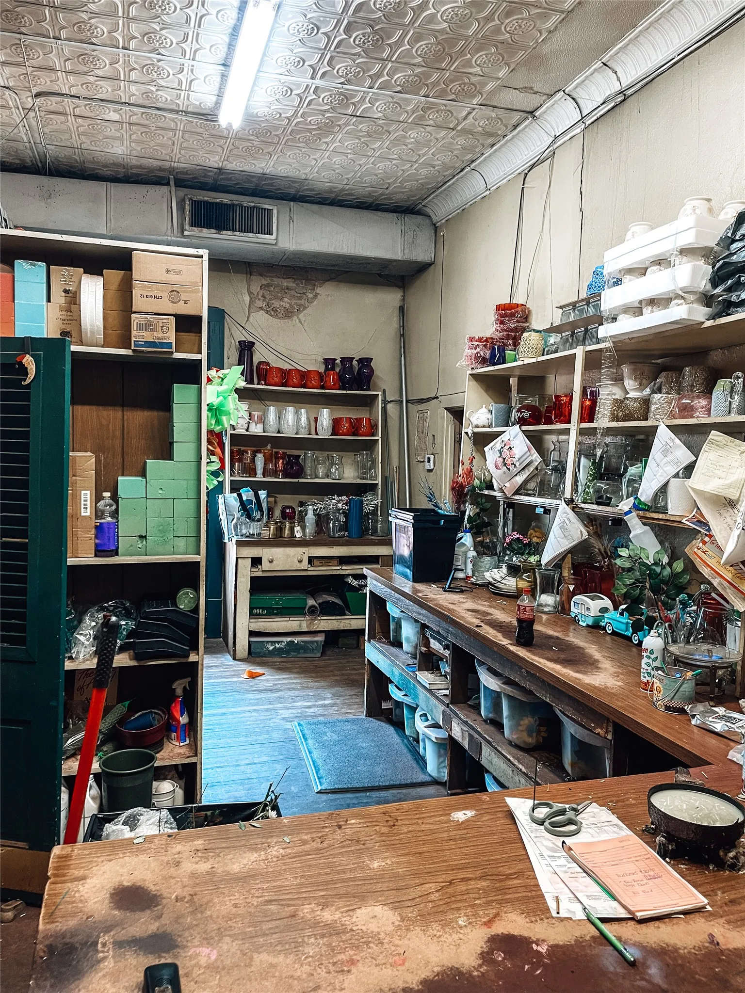 Retail For Sale in Van Zandt County , 201 N Fourth, Wills Point, Texas 75169, 0, 0, Garage spaces, 7,347 Sqft, built in 1900, Price $995,000, mls#21358597, Real Estate Agent in Wills Point, Homes For Sale in Van Zandt county, Homes For Sale in Wills Point, Realtor in Wills Point Texas, Real Estate Brokerage Independent Realty Texas, Luminita Cordes Realtor
