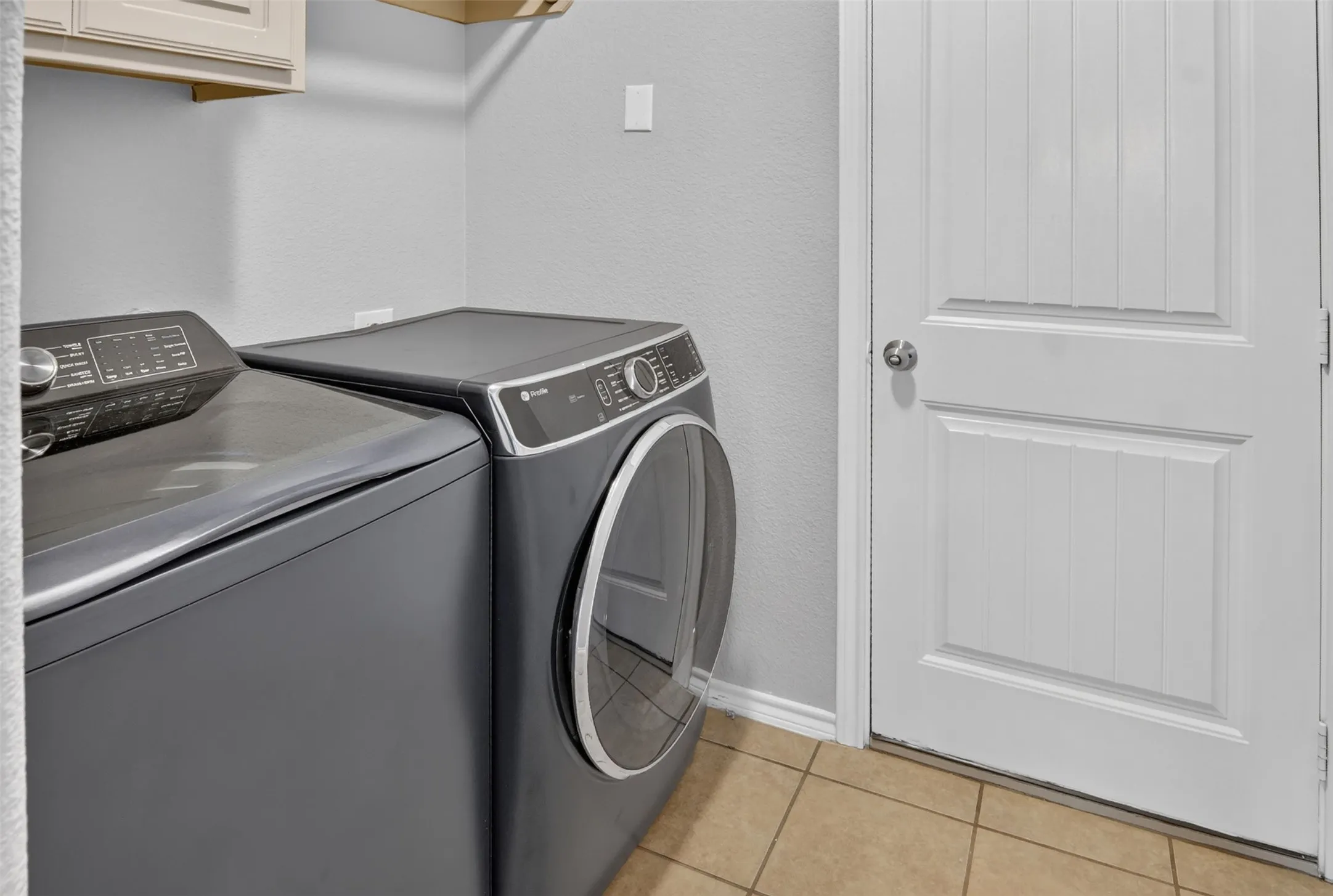 separate utility room next to garage
