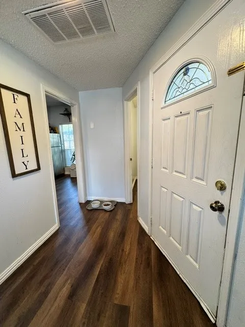Townhouse For Sale in Dallas County , 2411 Northlake Court, Irving, Texas 75038, 2 Bedroom, 3 Bathroom, Garage spaces, 1,176 Sqft, built in 1983, mls#21361977, Real Estate Agent in Irving, Homes For Sale in Dallas county, Homes For Sale in Irving, Realtor in Irving Texas, Real Estate Brokerage Independent Realty Texas, Luminita Cordes Realtor