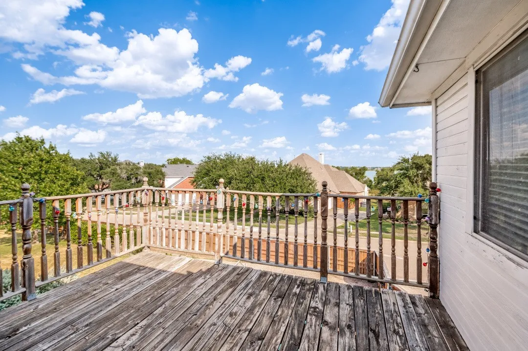 Single Family Residence For Sale in Denton County , 5904 Stewart Circle, The Colony, Texas 75056, 4 Bedroom, 4 Bathroom, 2 Garage spaces, 2,659 Sqft, built in 1996, mls#21360265, Real Estate Agent in The Colony, Homes For Sale in Denton county, Homes For Sale in The Colony, Realtor in The Colony Texas, Real Estate Brokerage Independent Realty Texas, Luminita Cordes Realtor