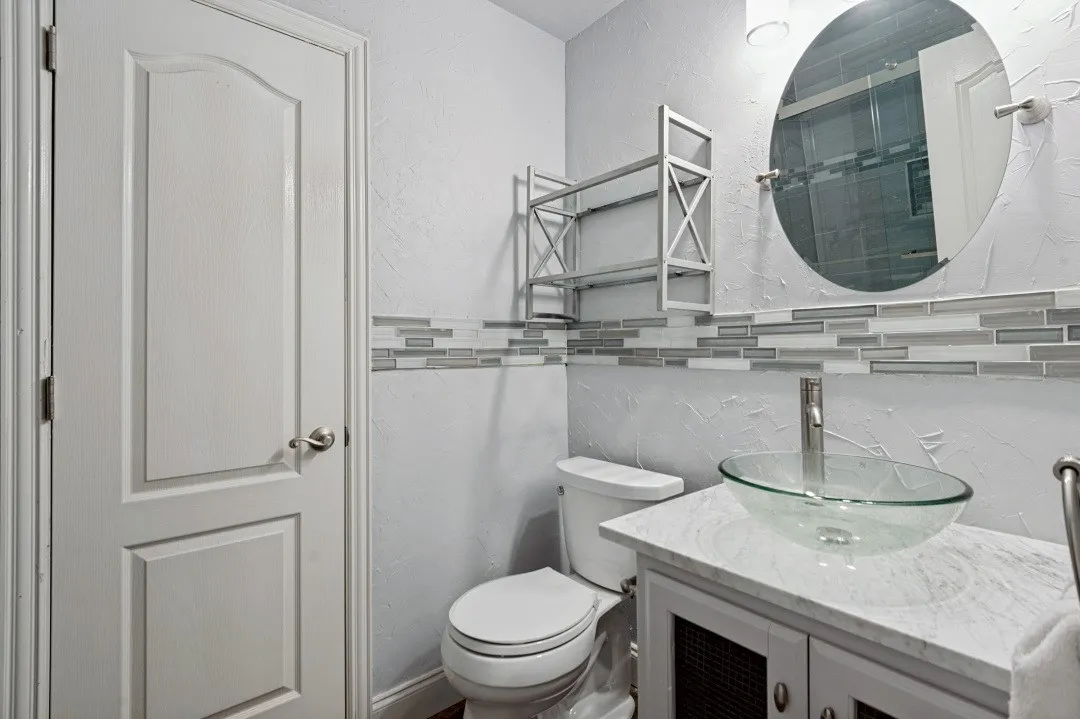 Single Family Residence For Sale in Denton County , 5904 Stewart Circle, The Colony, Texas 75056, 4 Bedroom, 4 Bathroom, 2 Garage spaces, 2,659 Sqft, built in 1996, mls#21360265, Real Estate Agent in The Colony, Homes For Sale in Denton county, Homes For Sale in The Colony, Realtor in The Colony Texas, Real Estate Brokerage Independent Realty Texas, Luminita Cordes Realtor