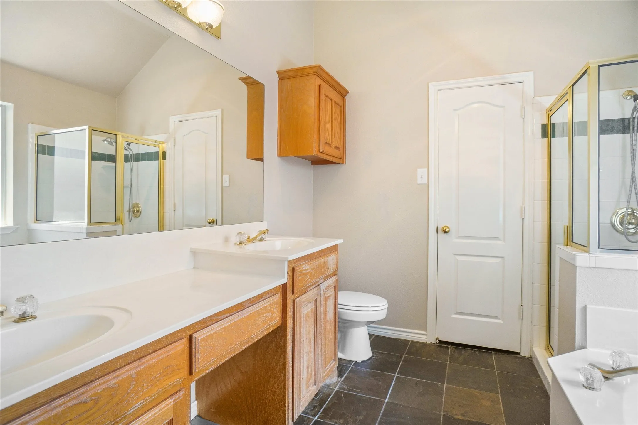 Single Family Residence For Rent in Tarrant County , 1025 Westgrove Drive, Saginaw, Texas 76179, 3 Bedroom, 2 Bathroom, 2 Garage spaces, 1,619 Sqft, built in 1994, mls#21361978, Real Estate Agent in Saginaw, Homes For Rent in Tarrant county, Homes For Rent in Saginaw, Realtor in Saginaw Texas, Real Estate Brokerage Independent Realty Texas, Luminita Cordes Realtor