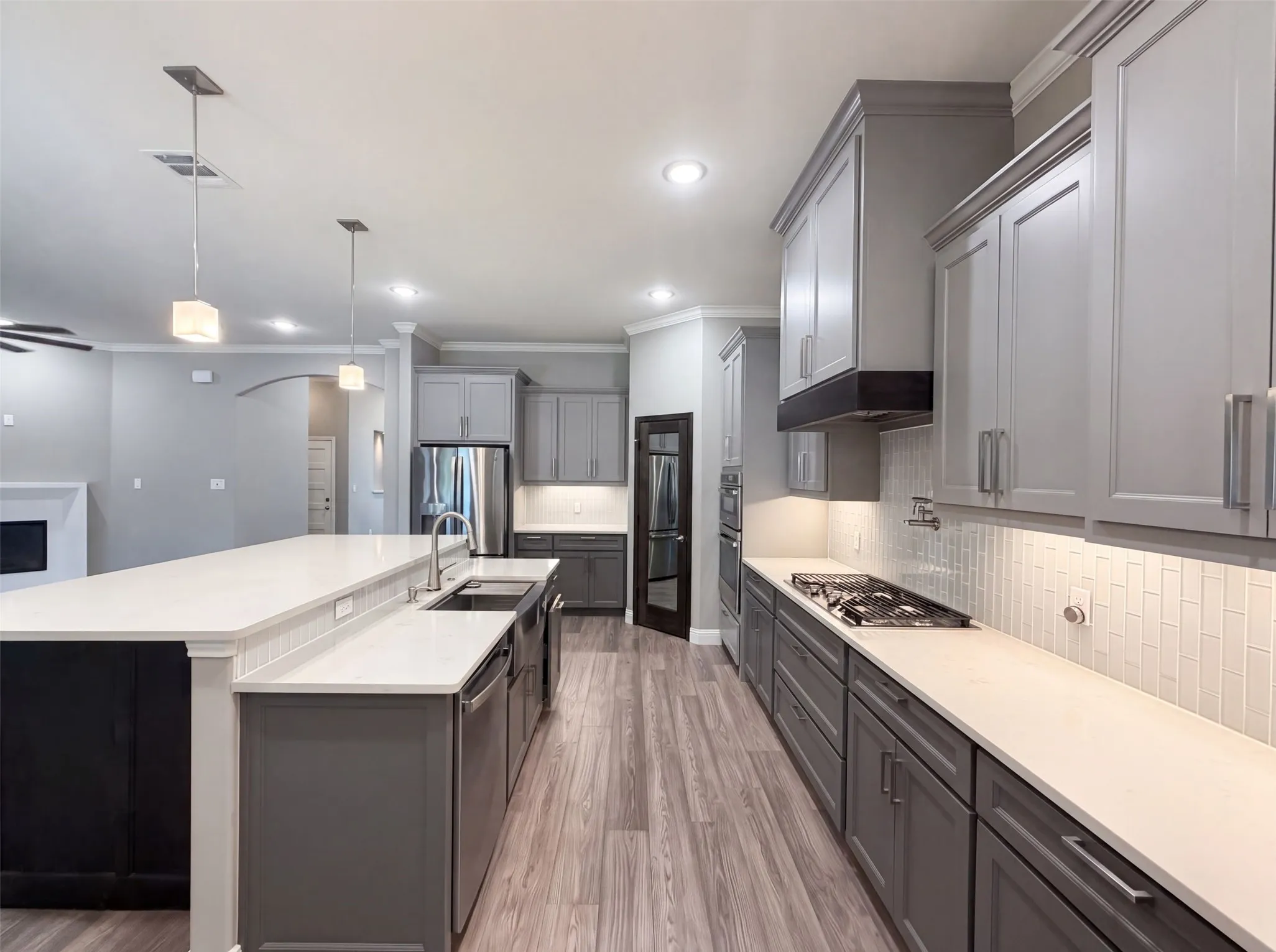 Single Family Residence For Sale in Tarrant County , 8912 Holt Street, Lakeside, Texas 76135, 4 Bedroom, 3 Bathroom, 2 Garage spaces, 2,582 Sqft, built in 2024, mls#21361988, Real Estate Agent in Lakeside, Homes For Sale in Tarrant county, Homes For Sale in Lakeside, Realtor in Lakeside Texas, Real Estate Brokerage Independent Realty Texas, Luminita Cordes Realtor