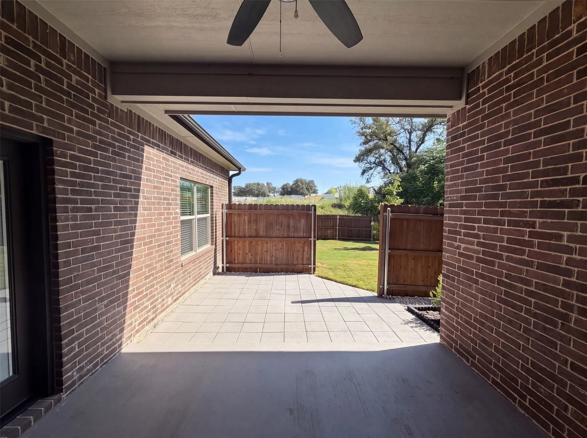 Single Family Residence For Sale in Tarrant County , 8912 Holt Street, Lakeside, Texas 76135, 4 Bedroom, 3 Bathroom, 2 Garage spaces, 2,582 Sqft, built in 2024, mls#21361988, Real Estate Agent in Lakeside, Homes For Sale in Tarrant county, Homes For Sale in Lakeside, Realtor in Lakeside Texas, Real Estate Brokerage Independent Realty Texas, Luminita Cordes Realtor