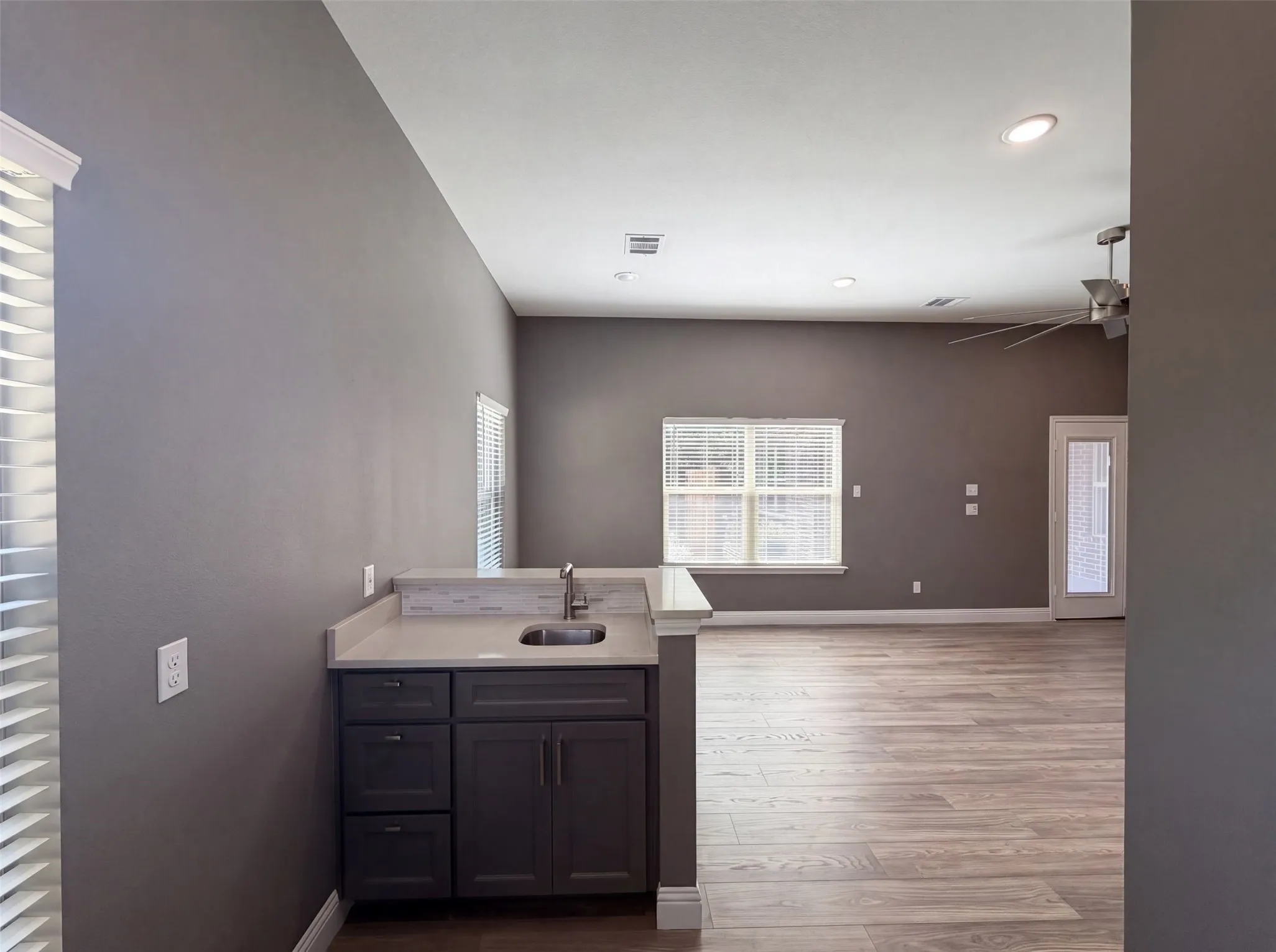 Single Family Residence For Sale in Tarrant County , 8912 Holt Street, Lakeside, Texas 76135, 4 Bedroom, 3 Bathroom, 2 Garage spaces, 2,582 Sqft, built in 2024, mls#21361988, Real Estate Agent in Lakeside, Homes For Sale in Tarrant county, Homes For Sale in Lakeside, Realtor in Lakeside Texas, Real Estate Brokerage Independent Realty Texas, Luminita Cordes Realtor