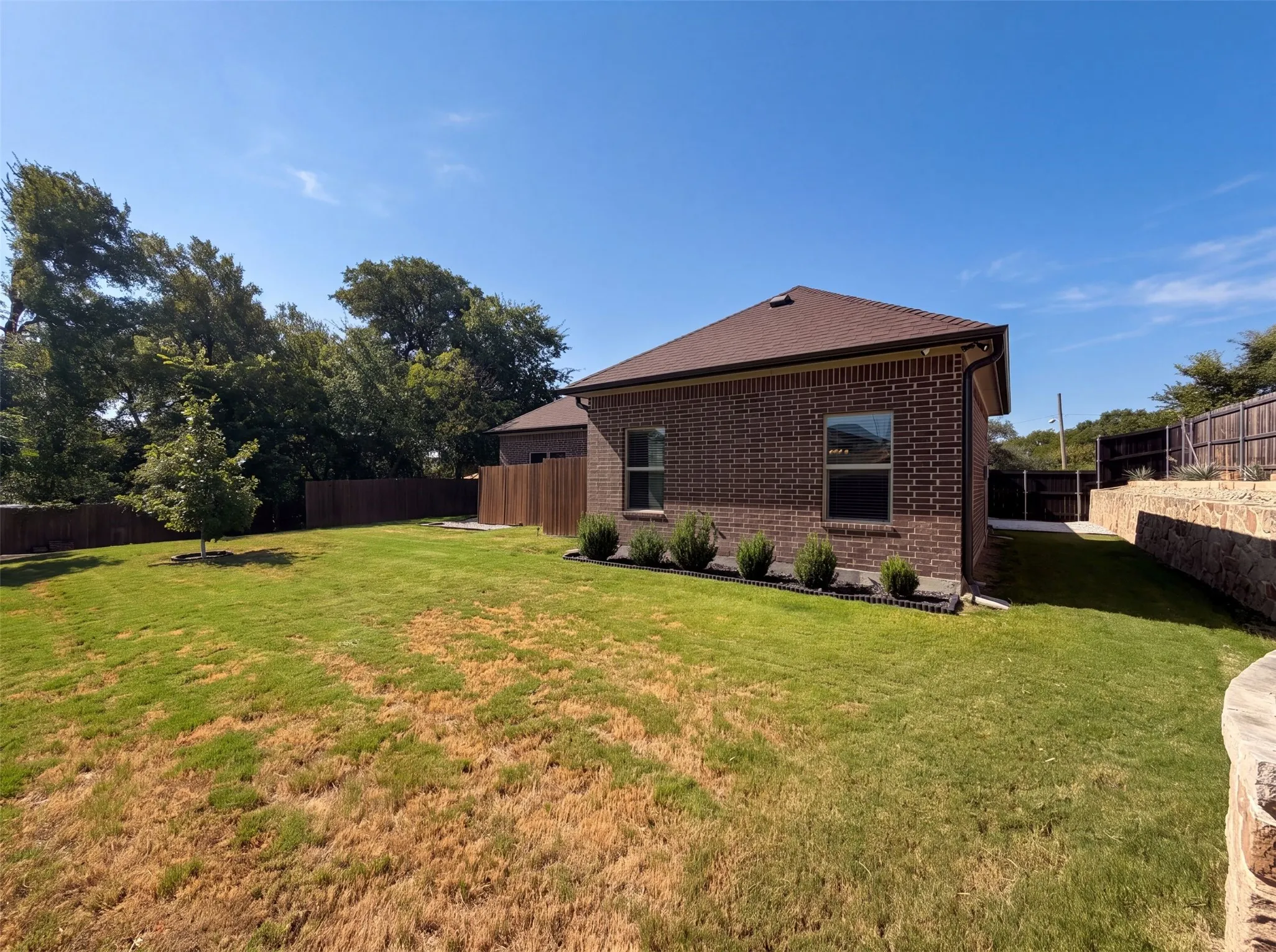 Single Family Residence For Sale in Tarrant County , 8912 Holt Street, Lakeside, Texas 76135, 4 Bedroom, 3 Bathroom, 2 Garage spaces, 2,582 Sqft, built in 2024, mls#21361988, Real Estate Agent in Lakeside, Homes For Sale in Tarrant county, Homes For Sale in Lakeside, Realtor in Lakeside Texas, Real Estate Brokerage Independent Realty Texas, Luminita Cordes Realtor
