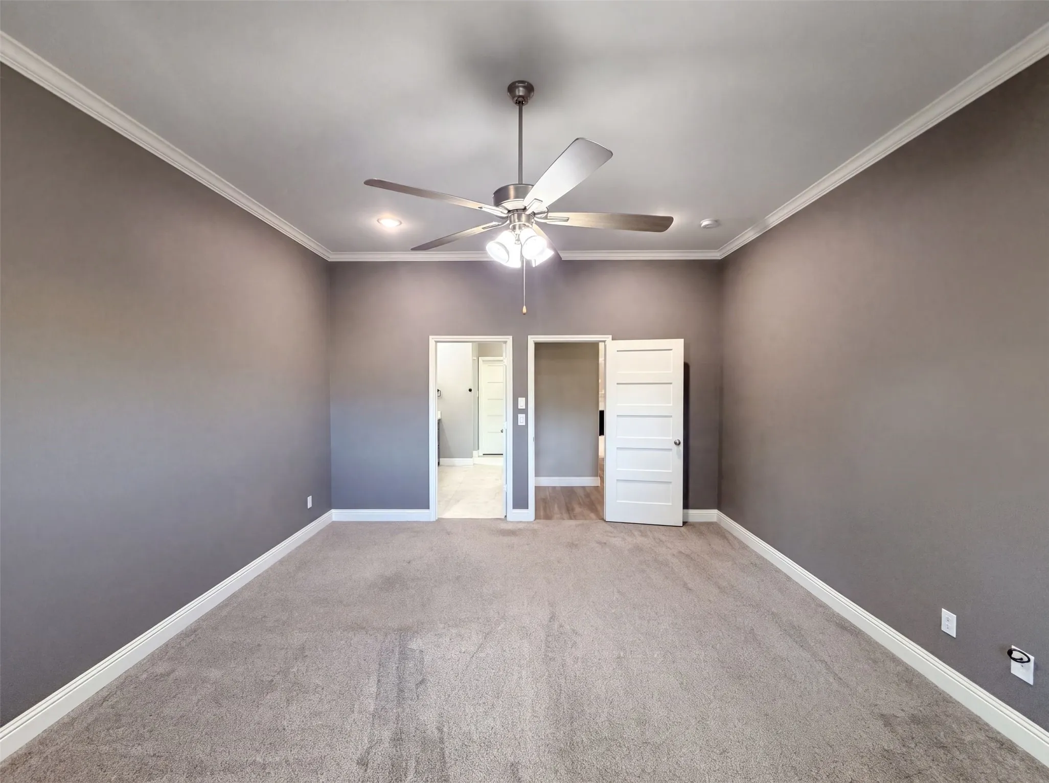 Single Family Residence For Sale in Tarrant County , 8912 Holt Street, Lakeside, Texas 76135, 4 Bedroom, 3 Bathroom, 2 Garage spaces, 2,582 Sqft, built in 2024, mls#21361988, Real Estate Agent in Lakeside, Homes For Sale in Tarrant county, Homes For Sale in Lakeside, Realtor in Lakeside Texas, Real Estate Brokerage Independent Realty Texas, Luminita Cordes Realtor