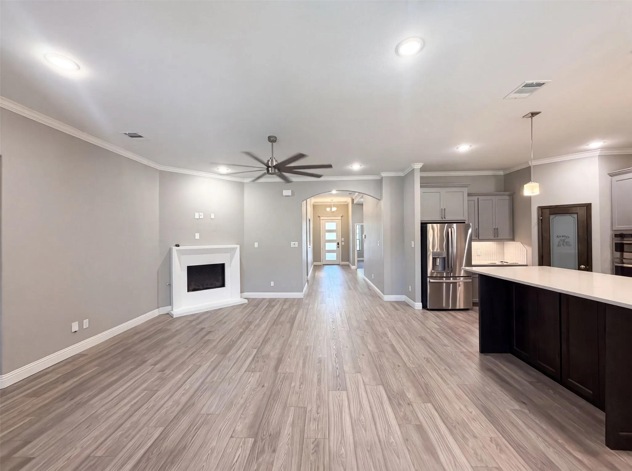 Single Family Residence For Sale in Tarrant County , 8912 Holt Street, Lakeside, Texas 76135, 4 Bedroom, 3 Bathroom, 2 Garage spaces, 2,582 Sqft, built in 2024, mls#21361988, Real Estate Agent in Lakeside, Homes For Sale in Tarrant county, Homes For Sale in Lakeside, Realtor in Lakeside Texas, Real Estate Brokerage Independent Realty Texas, Luminita Cordes Realtor