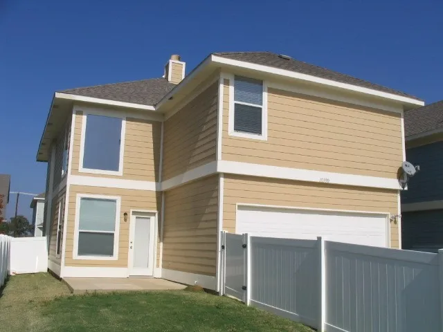 Single Family Residence For Rent in Denton County , 10190 Cedar Lake Drive, Providence Village, Texas 76227, 3 Bedroom, 3 Bathroom, 2 Garage spaces, 1,937 Sqft, built in 2004, Price $1,975, mls#21360094, Real Estate Agent in Providence Village, Homes For Rent in Denton county, Homes For Rent in Providence Village, Realtor in Providence Village Texas, Real Estate Brokerage Independent Realty Texas, Luminita Cordes Realtor
