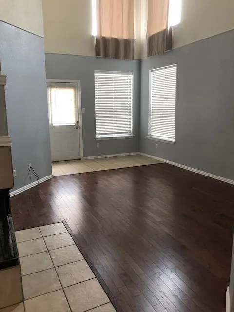 Single Family Residence For Rent in Denton County , 10190 Cedar Lake Drive, Providence Village, Texas 76227, 3 Bedroom, 3 Bathroom, 2 Garage spaces, 1,937 Sqft, built in 2004, Price $1,975, mls#21360094, Real Estate Agent in Providence Village, Homes For Rent in Denton county, Homes For Rent in Providence Village, Realtor in Providence Village Texas, Real Estate Brokerage Independent Realty Texas, Luminita Cordes Realtor