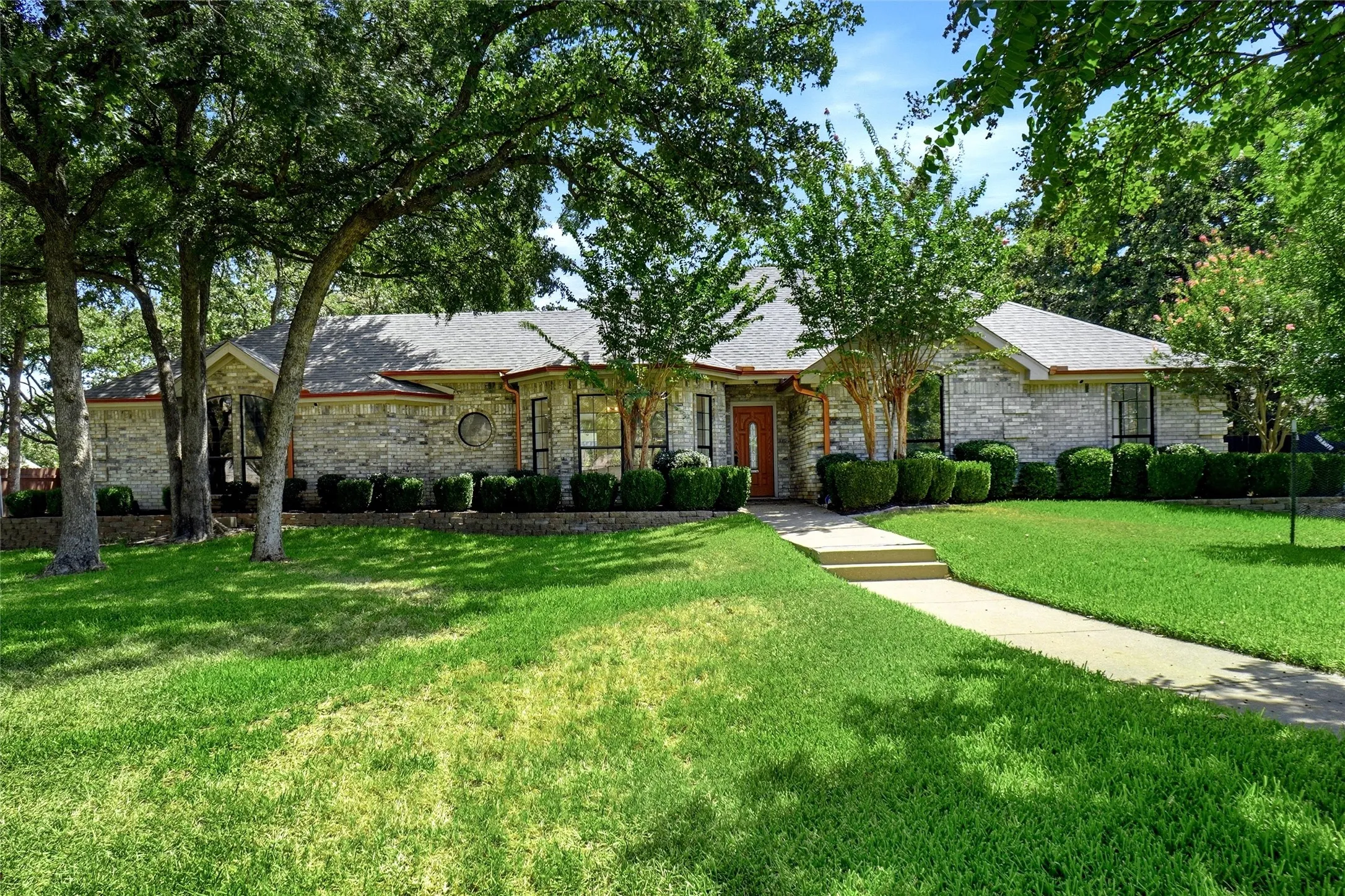 Welcome Home    1409 Spars Ct