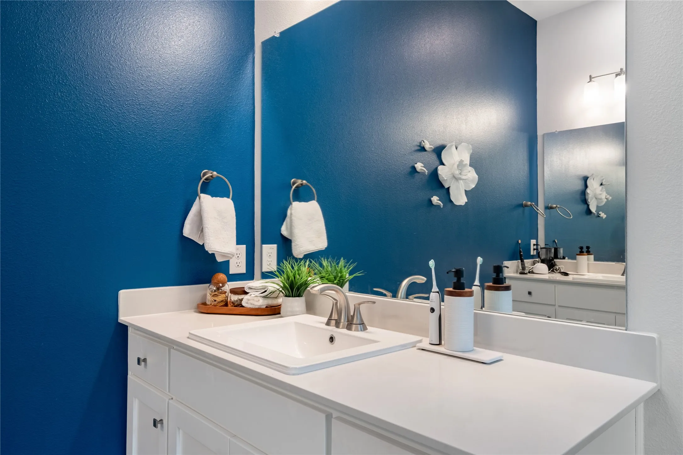 Single Family Residence For Rent in Dallas County , 2207 Santa Monica Drive, Rowlett, Texas 75088, 4 Bedroom, 4 Bathroom, 2 Garage spaces, 3,154 Sqft, built in 2023, mls#21361687, Real Estate Agent in Rowlett, Homes For Rent in Dallas county, Homes For Rent in Rowlett, Realtor in Rowlett Texas, Real Estate Brokerage Independent Realty Texas, Luminita Cordes Realtor
