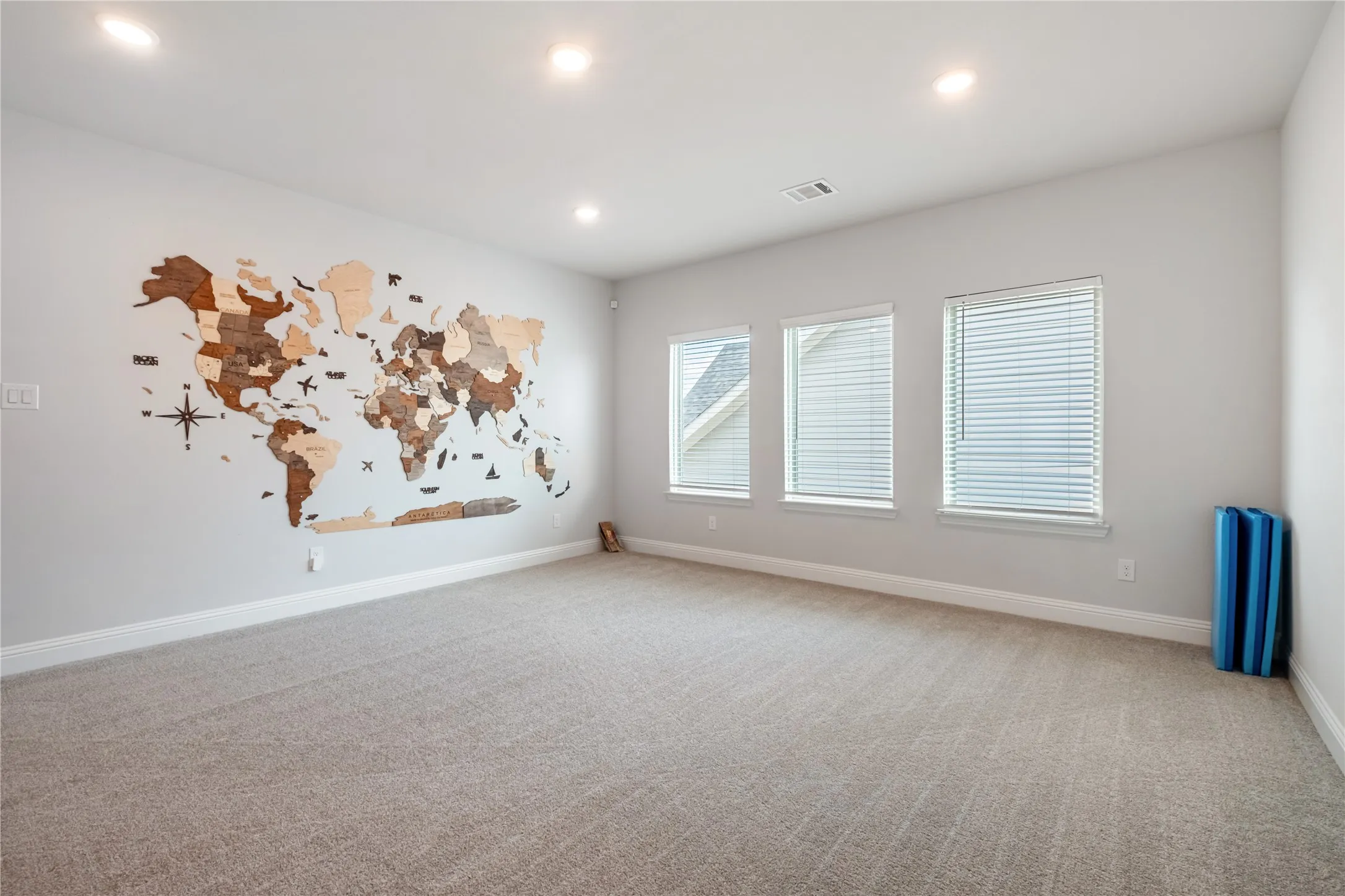 Single Family Residence For Rent in Dallas County , 2207 Santa Monica Drive, Rowlett, Texas 75088, 4 Bedroom, 4 Bathroom, 2 Garage spaces, 3,154 Sqft, built in 2023, mls#21361687, Real Estate Agent in Rowlett, Homes For Rent in Dallas county, Homes For Rent in Rowlett, Realtor in Rowlett Texas, Real Estate Brokerage Independent Realty Texas, Luminita Cordes Realtor