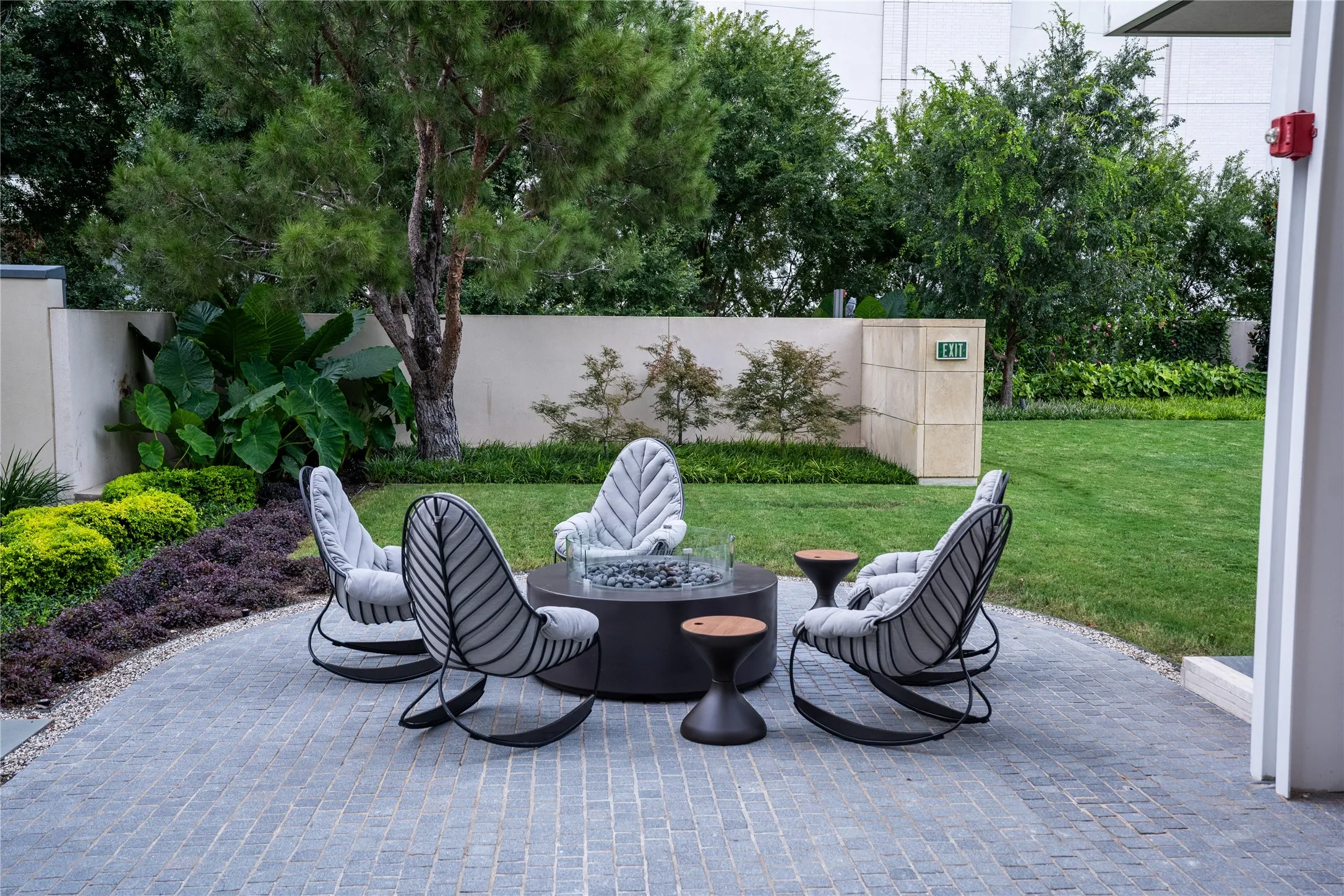 Condominium For Sale in Dallas County , 1918 Olive Street 401, Dallas, Texas 75201, 2 Bedroom, 3 Bathroom, 3 Garage spaces, 4,252 Sqft, built in 2012, mls#21349781, Real Estate Agent in Dallas, Homes For Sale in Dallas county, Homes For Sale in Dallas, Realtor in Dallas Texas, Real Estate Brokerage Independent Realty Texas, Luminita Cordes Realtor