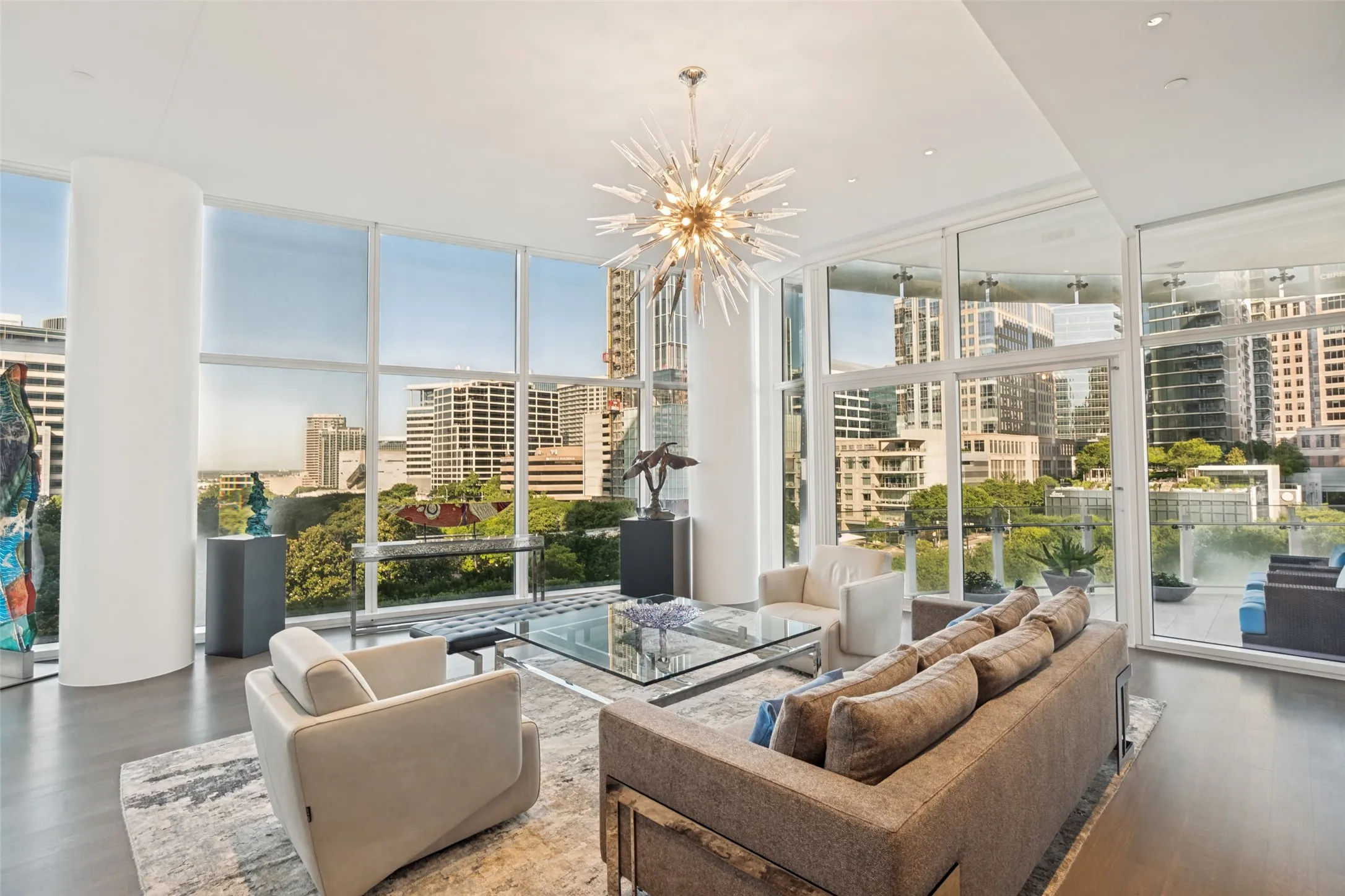 Condominium For Sale in Dallas County , 1918 Olive Street 401, Dallas, Texas 75201, 2 Bedroom, 3 Bathroom, 3 Garage spaces, 4,252 Sqft, built in 2012, mls#21349781, Real Estate Agent in Dallas, Homes For Sale in Dallas county, Homes For Sale in Dallas, Realtor in Dallas Texas, Real Estate Brokerage Independent Realty Texas, Luminita Cordes Realtor