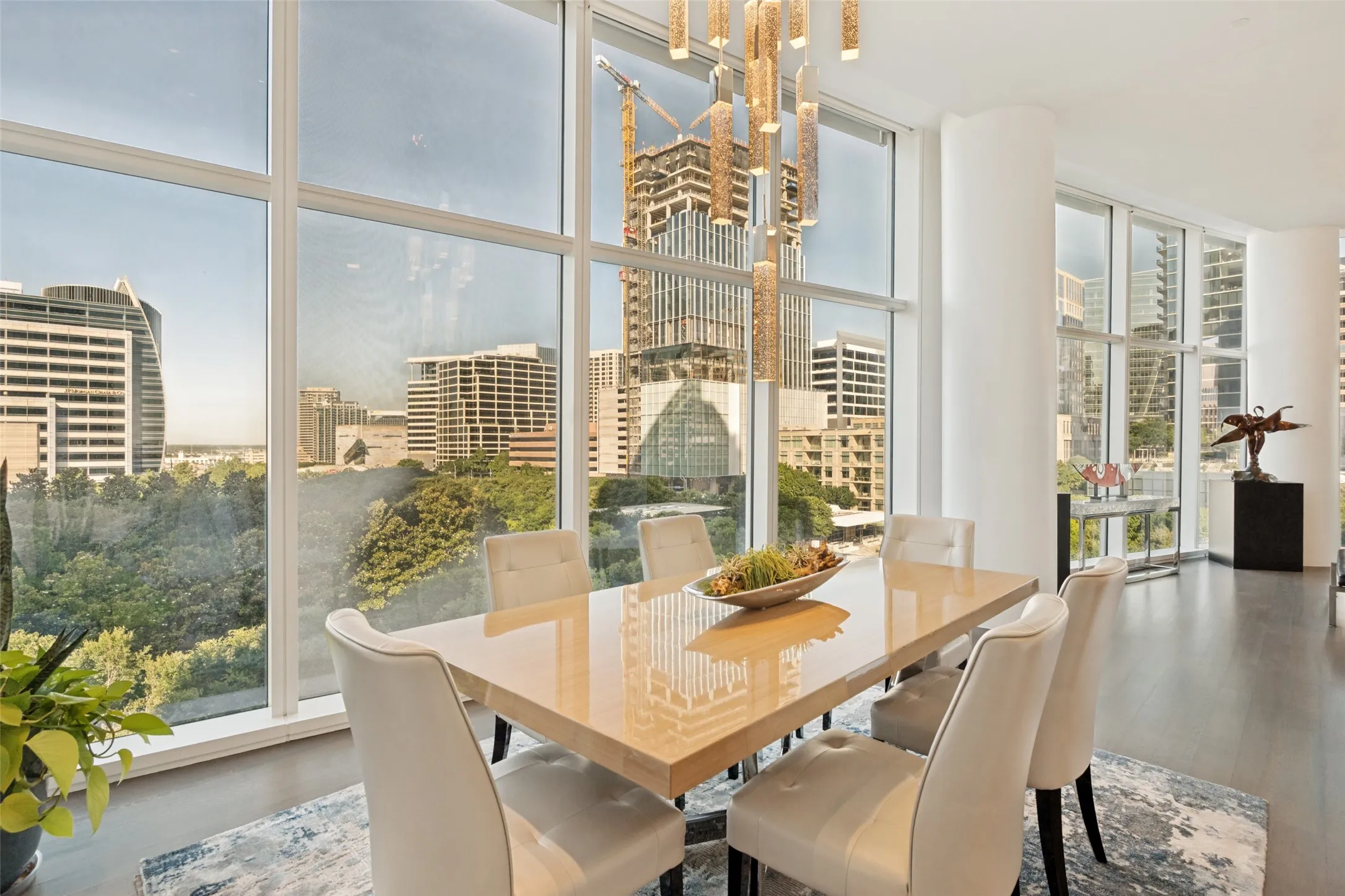 Condominium For Sale in Dallas County , 1918 Olive Street 401, Dallas, Texas 75201, 2 Bedroom, 3 Bathroom, 3 Garage spaces, 4,252 Sqft, built in 2012, mls#21349781, Real Estate Agent in Dallas, Homes For Sale in Dallas county, Homes For Sale in Dallas, Realtor in Dallas Texas, Real Estate Brokerage Independent Realty Texas, Luminita Cordes Realtor