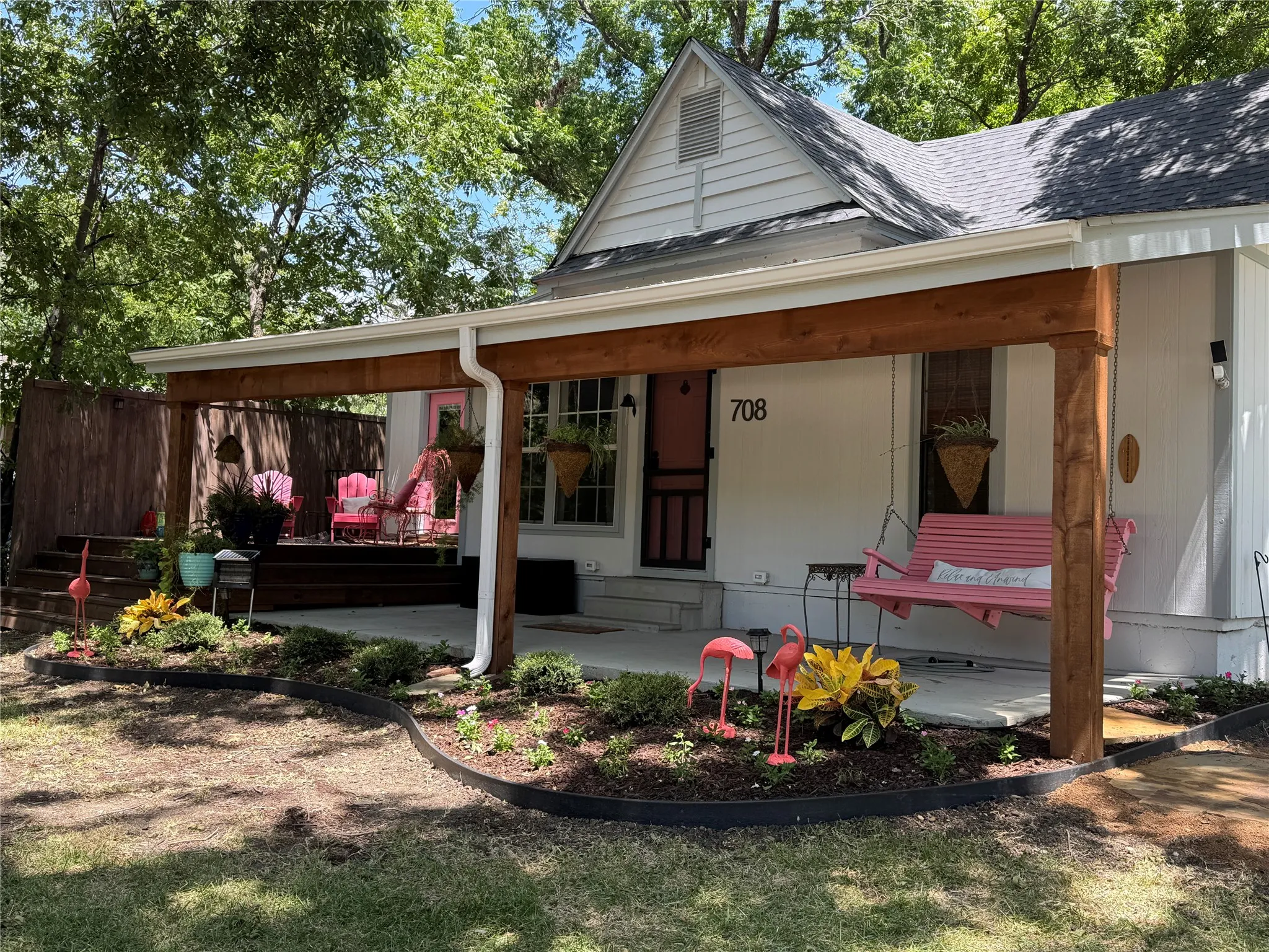Single Family Residence For Sale in Denton County , 708 Lakeshore Drive, Little Elm, Texas 75068, 3 Bedroom, 2 Bathroom, Garage spaces, 1,750 Sqft, built in 1954, mls#21360811, Real Estate Agent in Little Elm, Homes For Sale in Denton county, Homes For Sale in Little Elm, Realtor in Little Elm Texas, Real Estate Brokerage Independent Realty Texas, Luminita Cordes Realtor