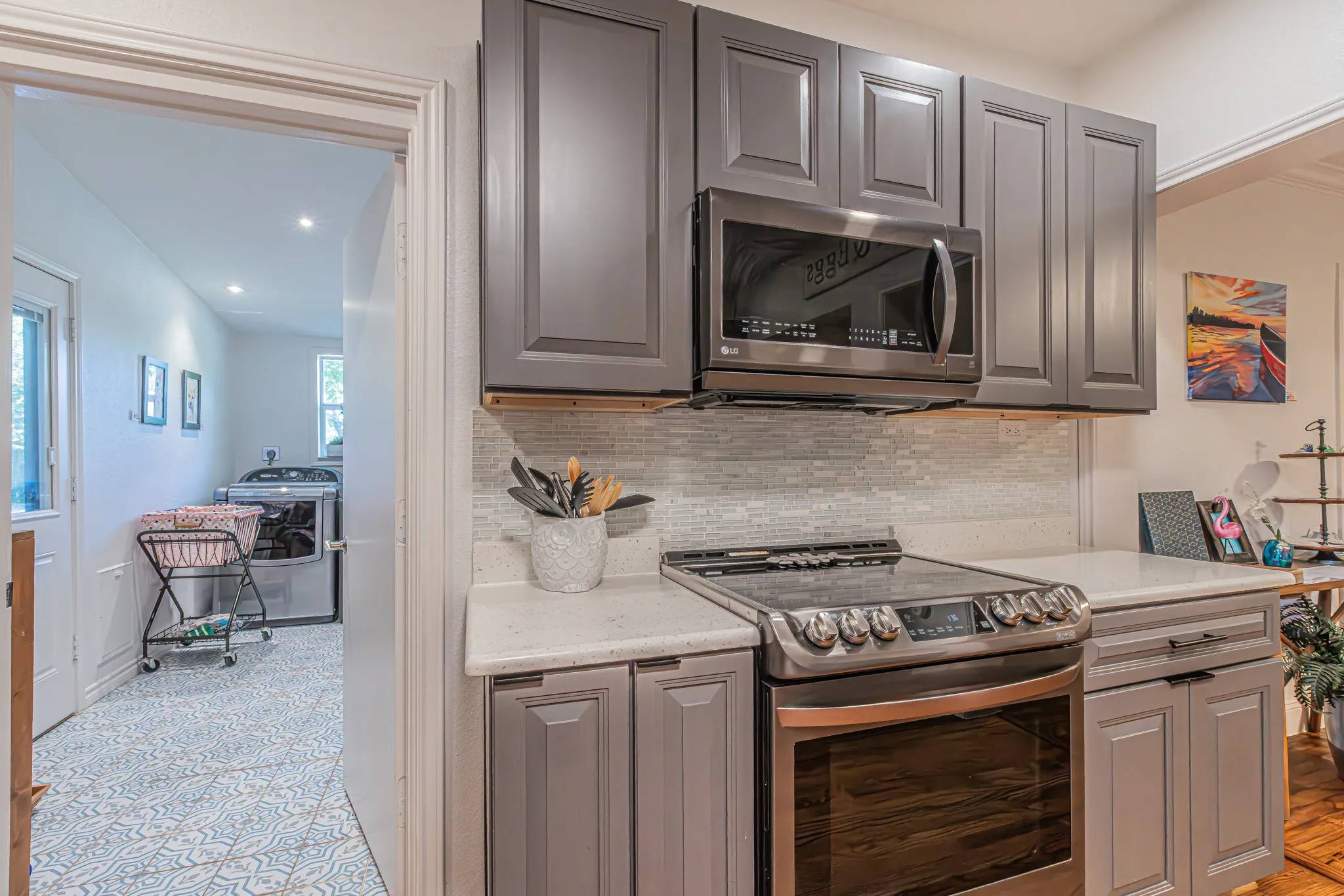 Single Family Residence For Sale in Denton County , 708 Lakeshore Drive, Little Elm, Texas 75068, 3 Bedroom, 2 Bathroom, Garage spaces, 1,750 Sqft, built in 1954, mls#21360811, Real Estate Agent in Little Elm, Homes For Sale in Denton county, Homes For Sale in Little Elm, Realtor in Little Elm Texas, Real Estate Brokerage Independent Realty Texas, Luminita Cordes Realtor