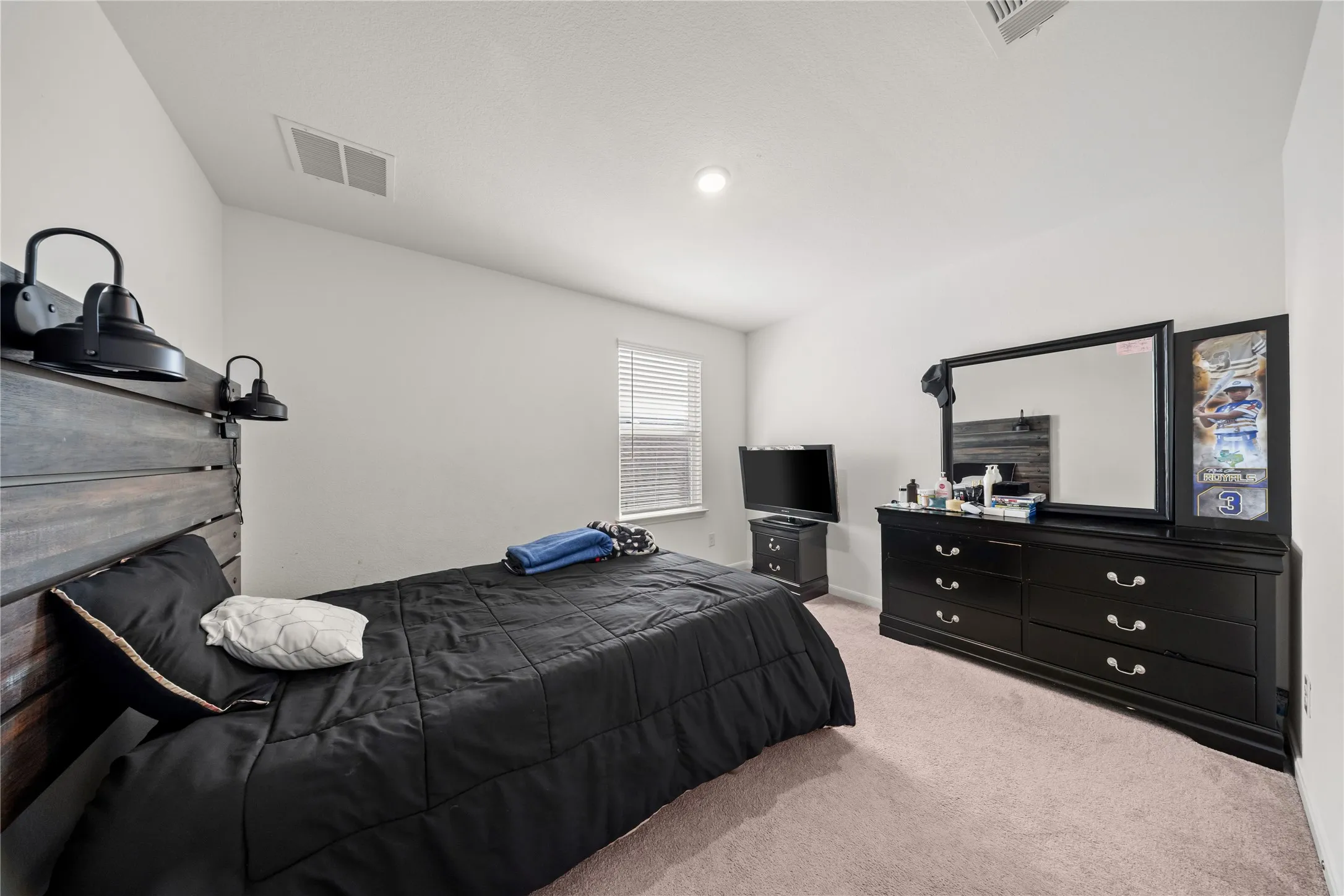 Single Family Residence For Sale in Kaufman County , 1522 Coldwater Way, Crandall, Texas 75114, 4 Bedroom, 4 Bathroom, 2 Garage spaces, 2,264 Sqft, built in 2023, mls#21361882, Real Estate Agent in Crandall, Homes For Sale in Kaufman county, Homes For Sale in Crandall, Realtor in Crandall Texas, Real Estate Brokerage Independent Realty Texas, Luminita Cordes Realtor