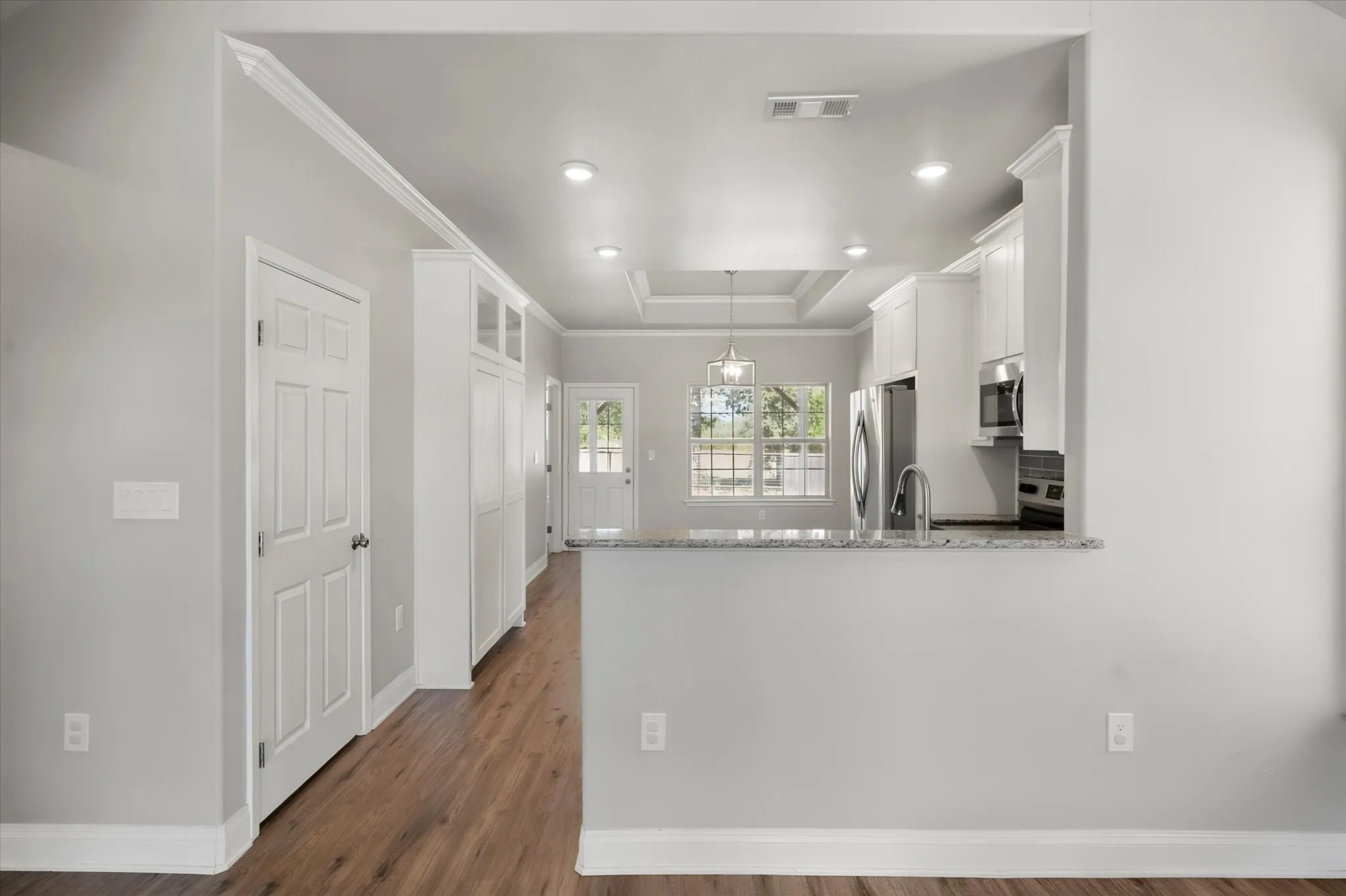 Single Family Residence For Sale in Navarro County , 6013 SE County Road 3050, Corsicana, Texas 75109, 3 Bedroom, 2 Bathroom, Garage spaces, 1,236 Sqft, built in 2020, mls#21361778, Real Estate Agent in Corsicana, Homes For Sale in Navarro county, Homes For Sale in Corsicana, Realtor in Corsicana Texas, Real Estate Brokerage Independent Realty Texas, Luminita Cordes Realtor