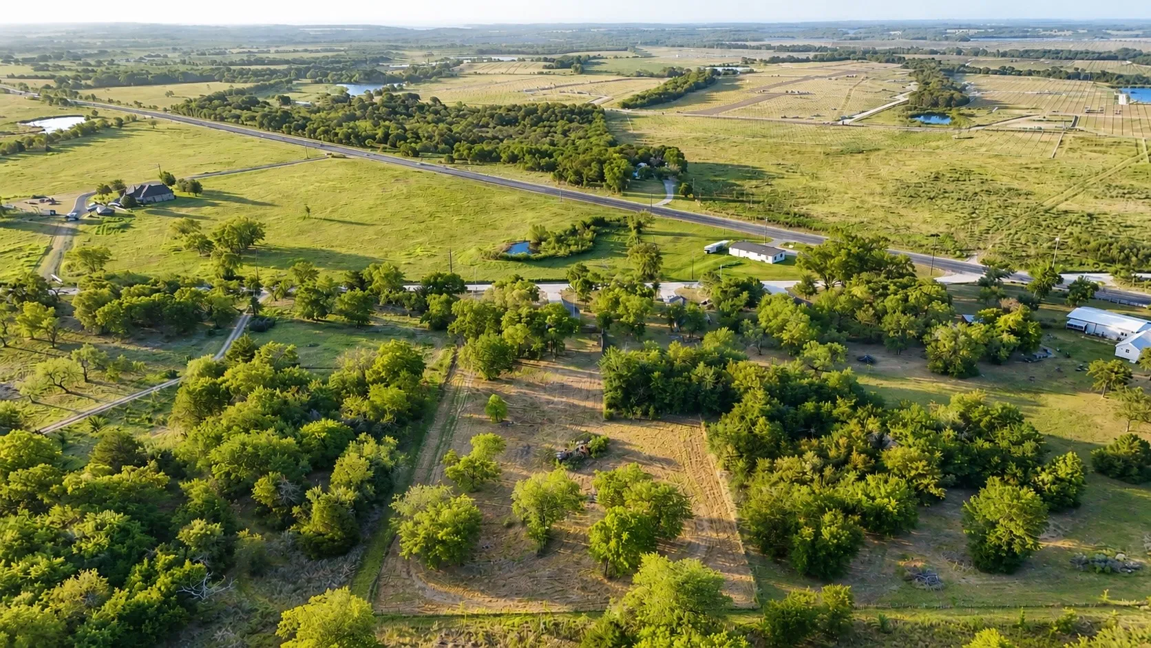 Single Family Residence For Sale in Navarro County , 6013 SE County Road 3050, Corsicana, Texas 75109, 3 Bedroom, 2 Bathroom, Garage spaces, 1,236 Sqft, built in 2020, mls#21361778, Real Estate Agent in Corsicana, Homes For Sale in Navarro county, Homes For Sale in Corsicana, Realtor in Corsicana Texas, Real Estate Brokerage Independent Realty Texas, Luminita Cordes Realtor