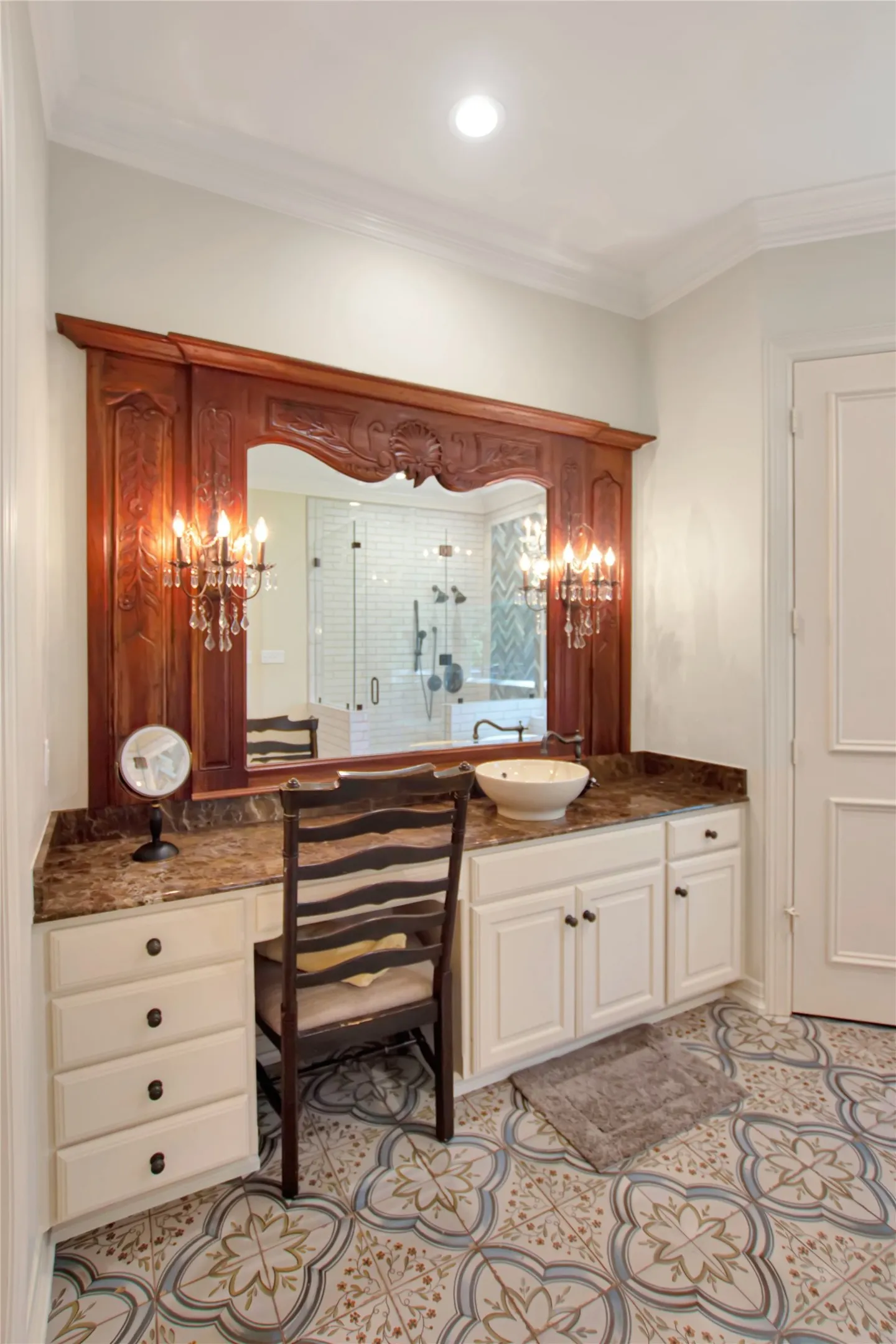 Single Family Residence For Sale in Smith County , 3889 Brighton Creek Circle, Tyler, Texas 75707, 4 Bedroom, 4 Bathroom, 3 Garage spaces, 5,835 Sqft, built in 2001, mls#21358628, Real Estate Agent in Tyler, Homes For Sale in Smith county, Homes For Sale in Tyler, Realtor in Tyler Texas, Real Estate Brokerage Independent Realty Texas, Luminita Cordes Realtor