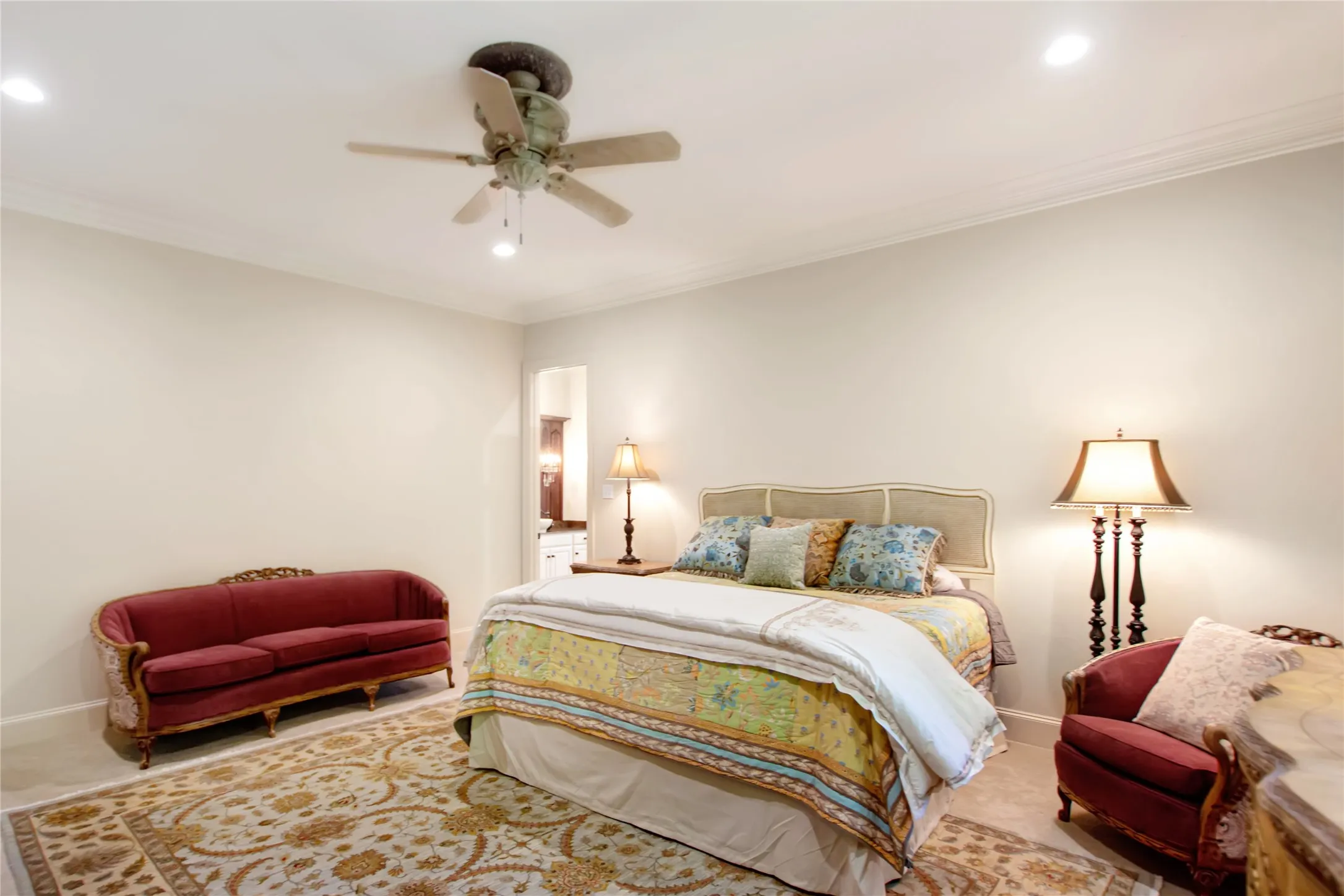 Single Family Residence For Sale in Smith County , 3889 Brighton Creek Circle, Tyler, Texas 75707, 4 Bedroom, 4 Bathroom, 3 Garage spaces, 5,835 Sqft, built in 2001, mls#21358628, Real Estate Agent in Tyler, Homes For Sale in Smith county, Homes For Sale in Tyler, Realtor in Tyler Texas, Real Estate Brokerage Independent Realty Texas, Luminita Cordes Realtor