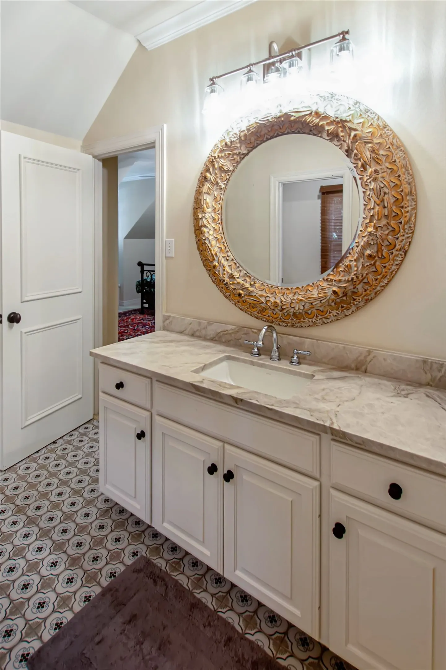 Single Family Residence For Sale in Smith County , 3889 Brighton Creek Circle, Tyler, Texas 75707, 4 Bedroom, 4 Bathroom, 3 Garage spaces, 5,835 Sqft, built in 2001, mls#21358628, Real Estate Agent in Tyler, Homes For Sale in Smith county, Homes For Sale in Tyler, Realtor in Tyler Texas, Real Estate Brokerage Independent Realty Texas, Luminita Cordes Realtor