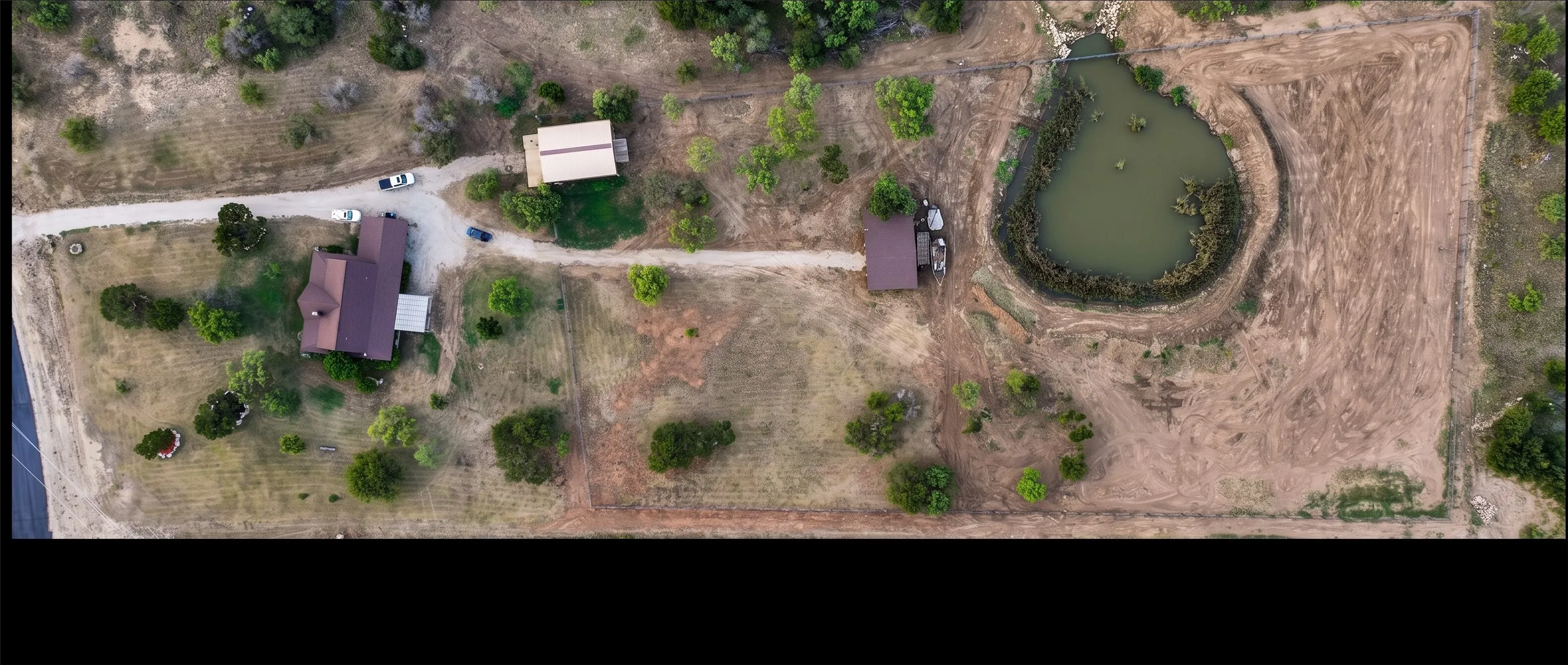 Single Family Residence For Sale in Palo Pinto County , 1222 Canyon Wren Loop, Possum Kingdom Lake, Texas 76449, 4 Bedroom, 2 Bathroom, 6 Garage spaces, 2,360 Sqft, built in 2010, mls#21348927, Real Estate Agent in Possum Kingdom Lake, Homes For Sale in Palo Pinto county, Homes For Sale in Possum Kingdom Lake, Realtor in Possum Kingdom Lake Texas, Real Estate Brokerage Independent Realty Texas, Luminita Cordes Realtor