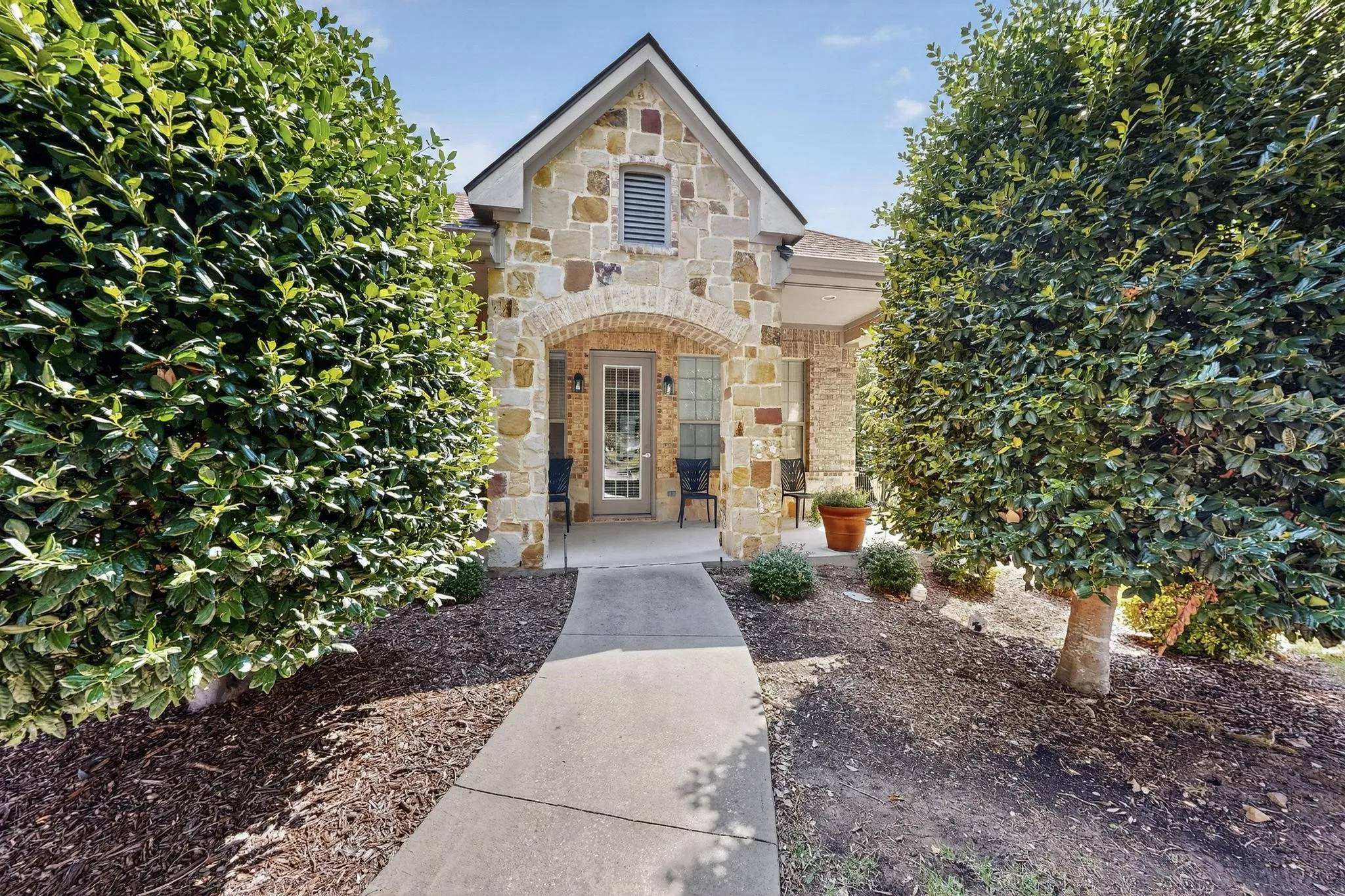Condominium For Sale in Collin County , 3075 Willow Grove Boulevard 1103, Mc Kinney, Texas 75070, 2 Bedroom, 2 Bathroom, 2 Garage spaces, 1,231 Sqft, built in 2007, mls#21361812, Real Estate Agent in Mc Kinney, Homes For Sale in Collin county, Homes For Sale in Mc Kinney, Realtor in Mc Kinney Texas, Real Estate Brokerage Independent Realty Texas, Luminita Cordes Realtor