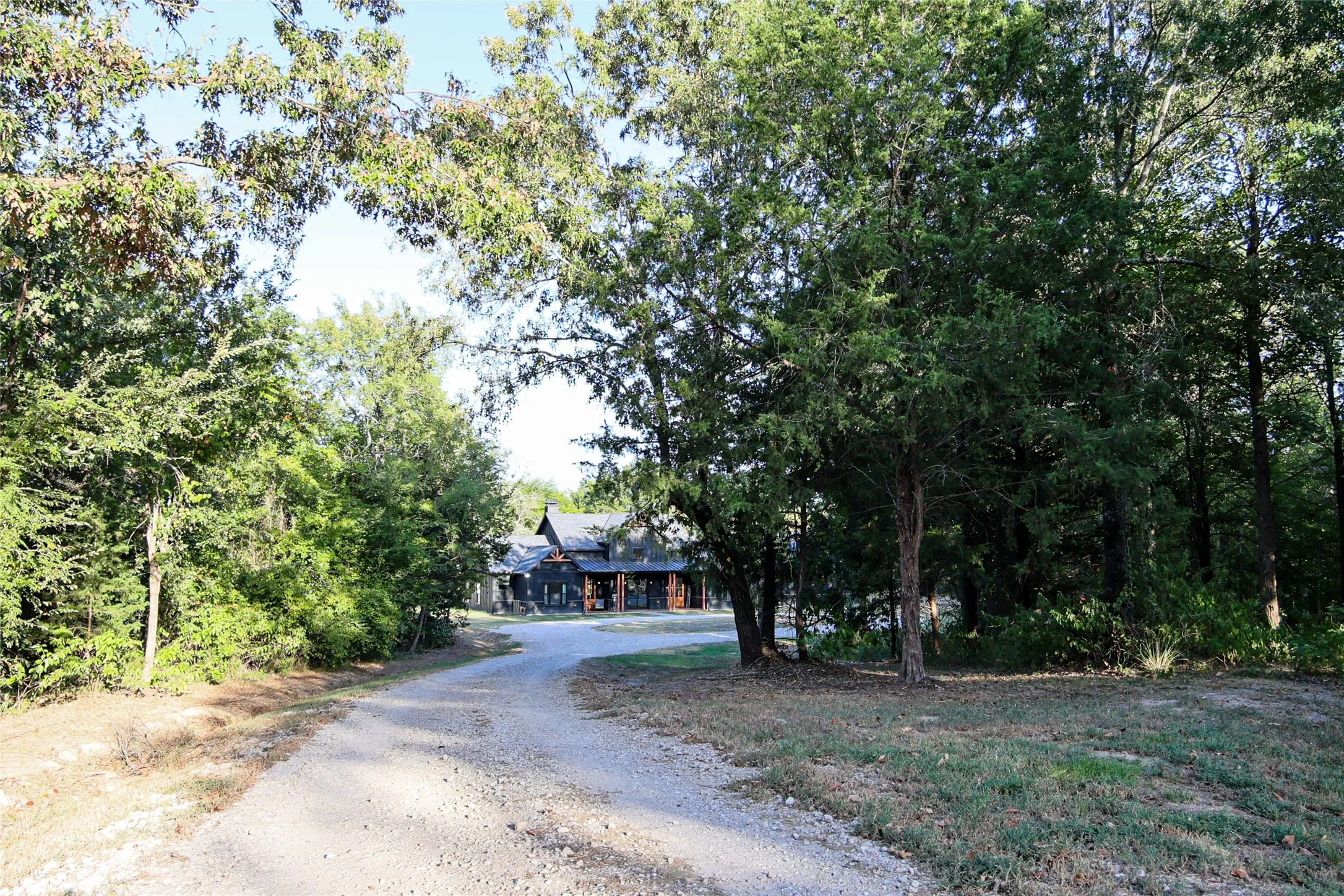Single Family Residence For Sale in Van Zandt County , 5541 Fm 1652, Grand Saline, Texas 75140, 6 Bedroom, 5 Bathroom, Garage spaces, 4,485 Sqft, built in 2024, mls#21362036, Real Estate Agent in Grand Saline, Homes For Sale in Van Zandt county, Homes For Sale in Grand Saline, Realtor in Grand Saline Texas, Real Estate Brokerage Independent Realty Texas, Luminita Cordes Realtor