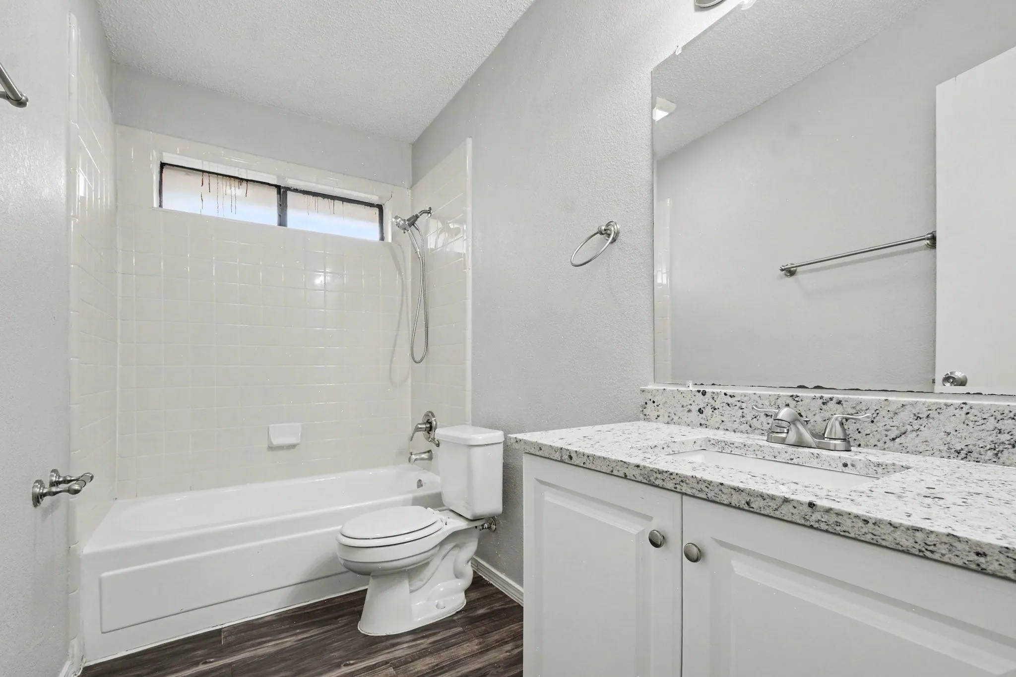 Single Family Residence For Sale in Denton County , 7 Alamosa Drive, Trophy Club, Texas 76262, 4 Bedroom, 2 Bathroom, 2 Garage spaces, 1,779 Sqft, built in 1985, mls#21362037, Real Estate Agent in Trophy Club, Homes For Sale in Denton county, Homes For Sale in Trophy Club, Realtor in Trophy Club Texas, Real Estate Brokerage Independent Realty Texas, Luminita Cordes Realtor