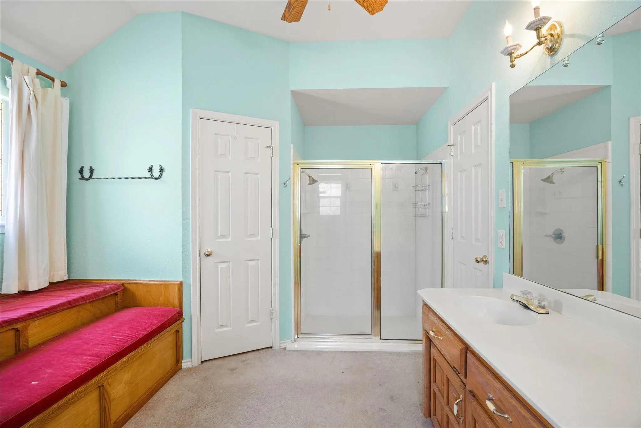 Single Family Residence For Sale in Parker County , 4201 E Bankhead Highway, Weatherford, Texas 76087, 3 Bedroom, 2 Bathroom, 2 Garage spaces, 2,144 Sqft, built in 1995, mls#21358892, Real Estate Agent in Weatherford, Homes For Sale in Parker county, Homes For Sale in Weatherford, Realtor in Weatherford Texas, Real Estate Brokerage Independent Realty Texas, Luminita Cordes Realtor